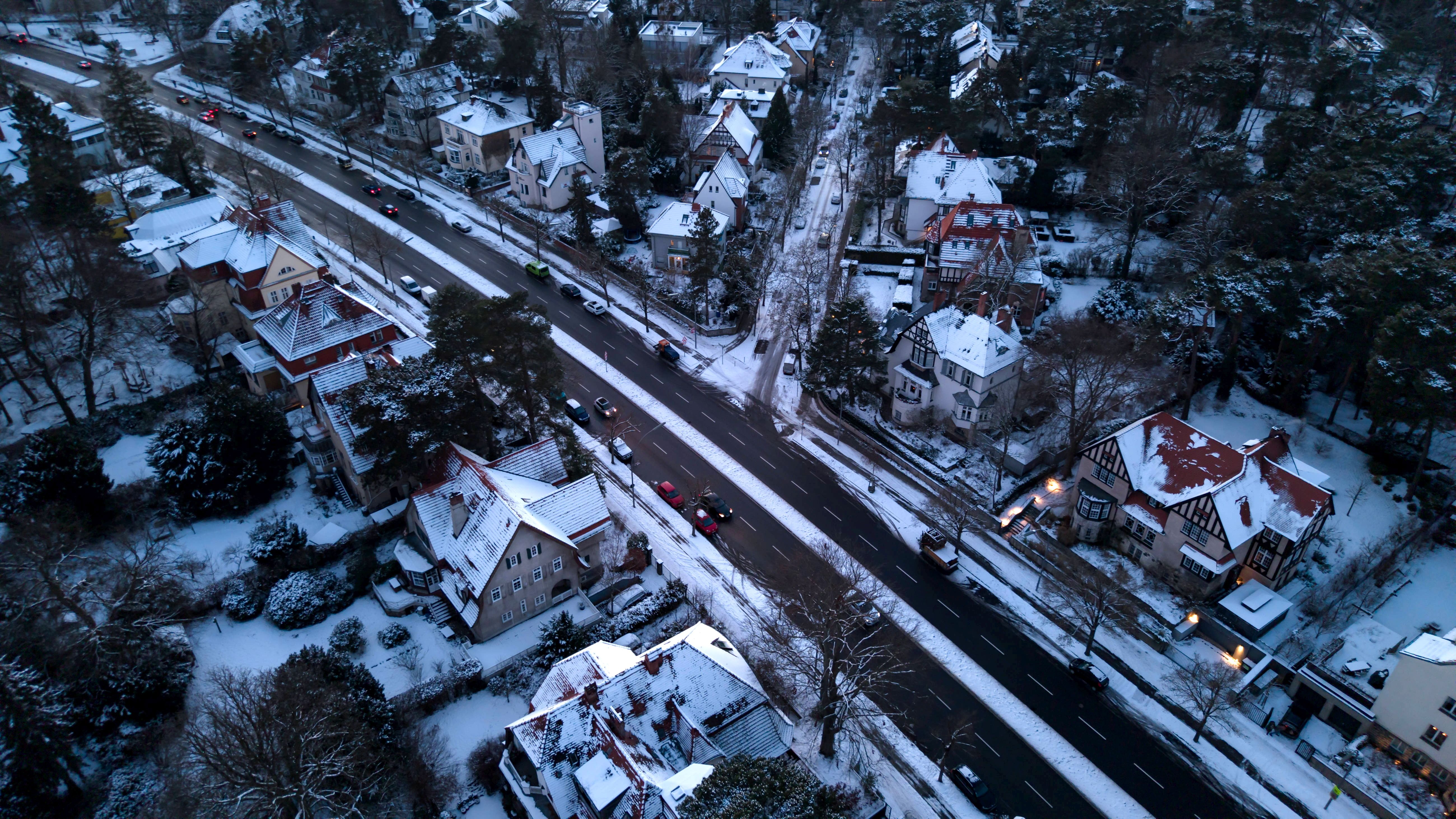 Nach dem Anschlag auf das Stromnetz in Berlin: Landen Impfstoffe jetzt im Müll?