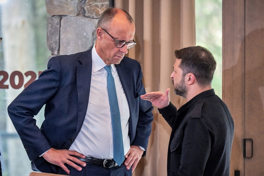 Merz: Ukrainer sollen in ihrem eigenen Land arbeiten, statt nach Deutschland zu fahren