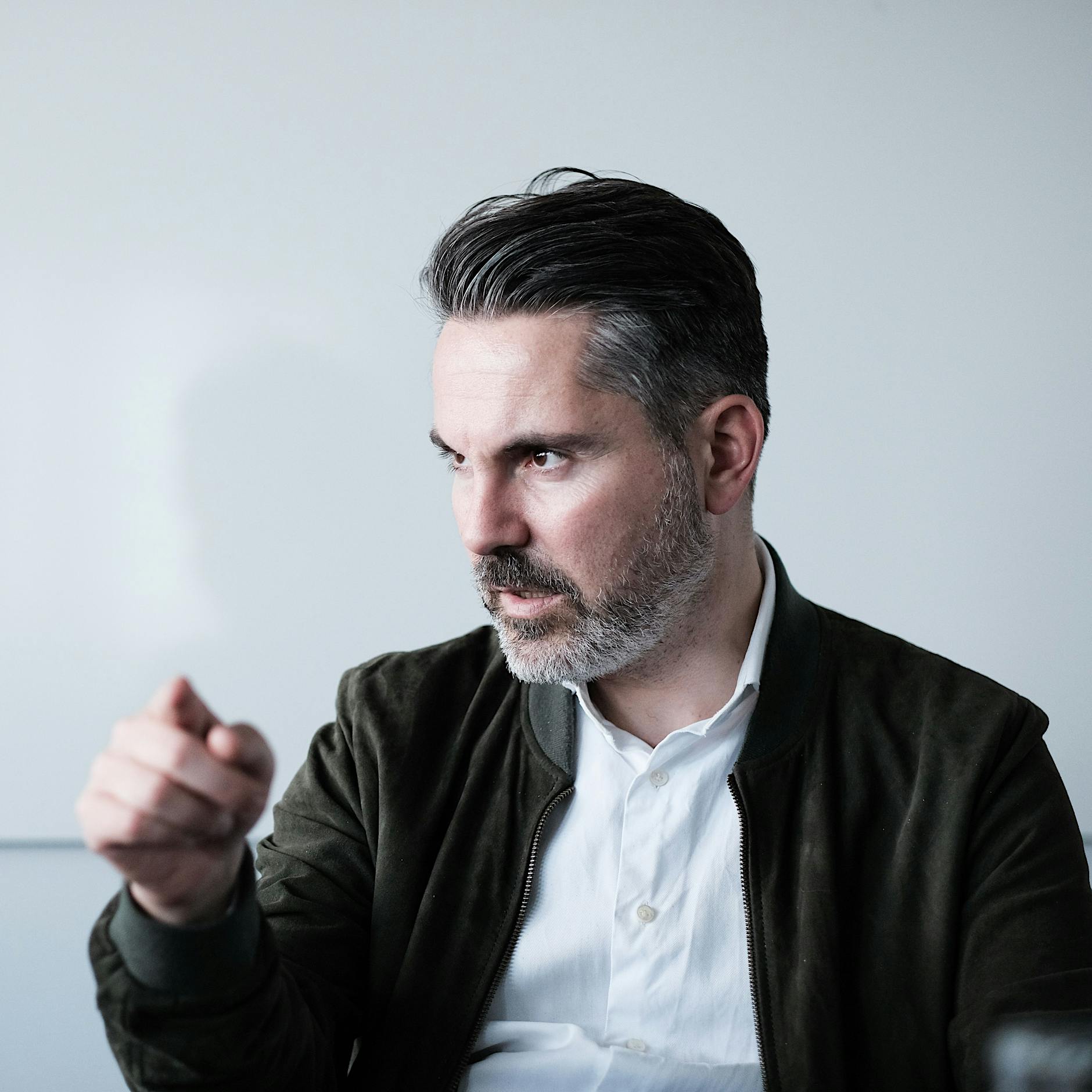 Fabio De Masi attackiert Ursula von der Leyen: „Vertuschung zieht sich wie ein roter Faden durch Ihre Biografie“