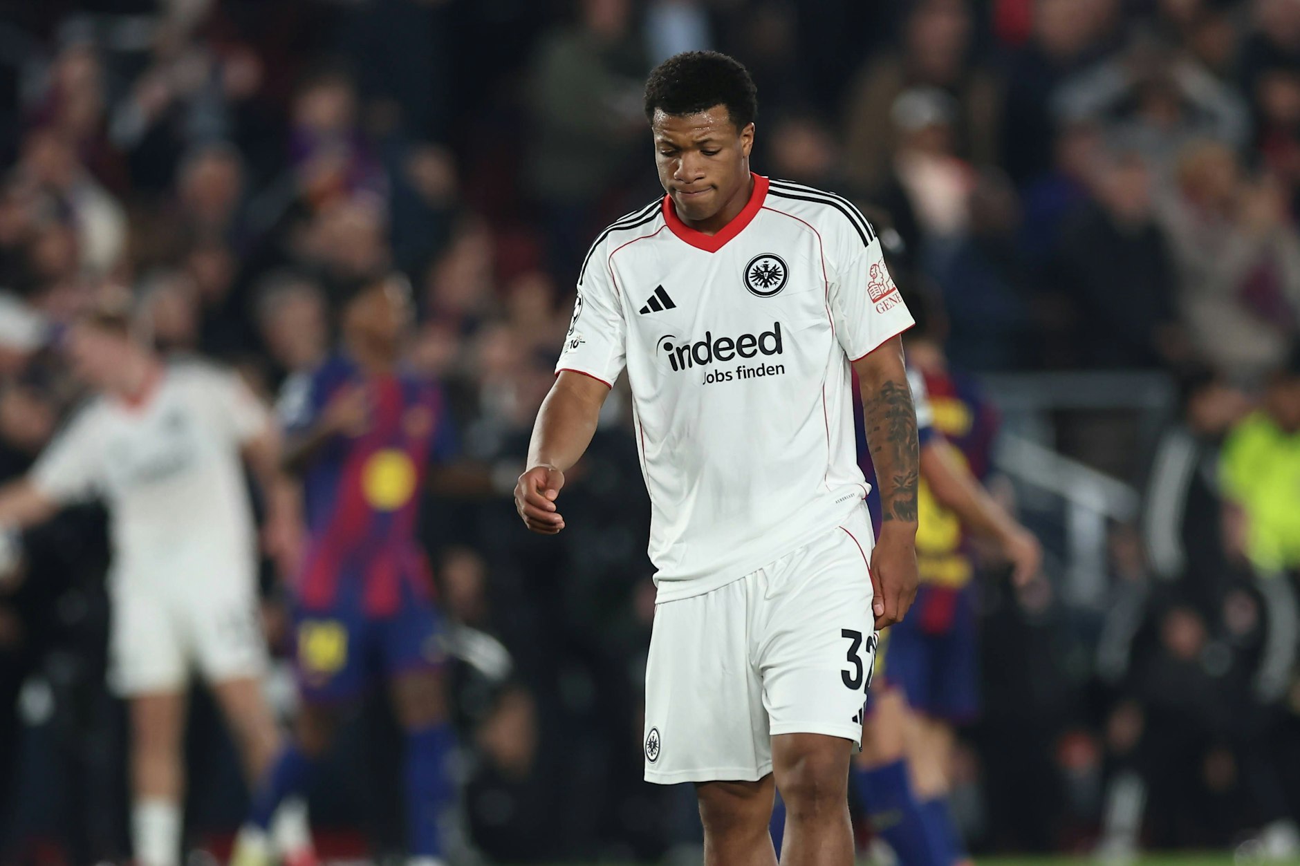 Jessic Ngankam ist bei Eintracht Frankfurt in diesem Winter wieder mal Wechselkandidat. Die Hessen haben sich mit zwei Stürmern verstärkt.