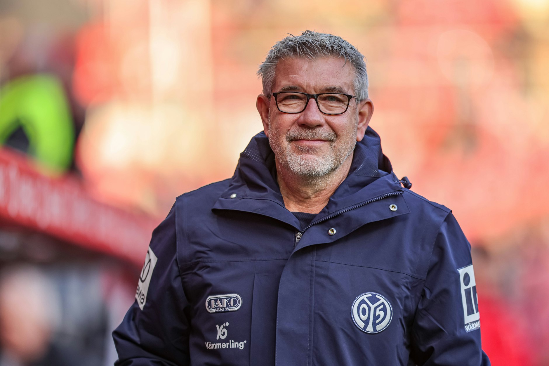 Immer noch ein ungewohntes Bild: Ex-Union-Trainer Urs Fischer arbeitet jetzt für den FSV Mainz 05.