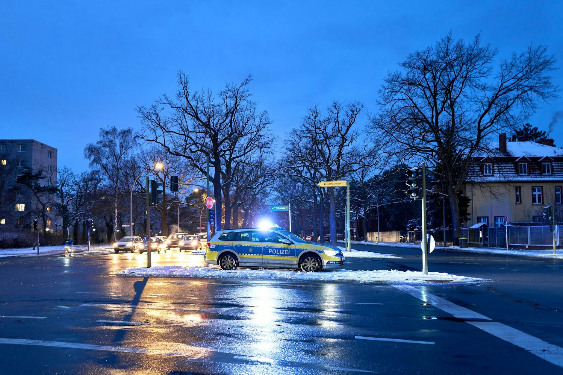 Strom weg, Heizung aus, Ampeln funktionierten nicht. Es dauerte mehr als vier Tage, bis die Menschen in Zehlendorf wieder Strom hatten.