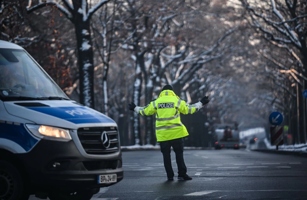Liveblog zu Stromanschlag: Stromversorgung laut Betreiber „nahezu ...
