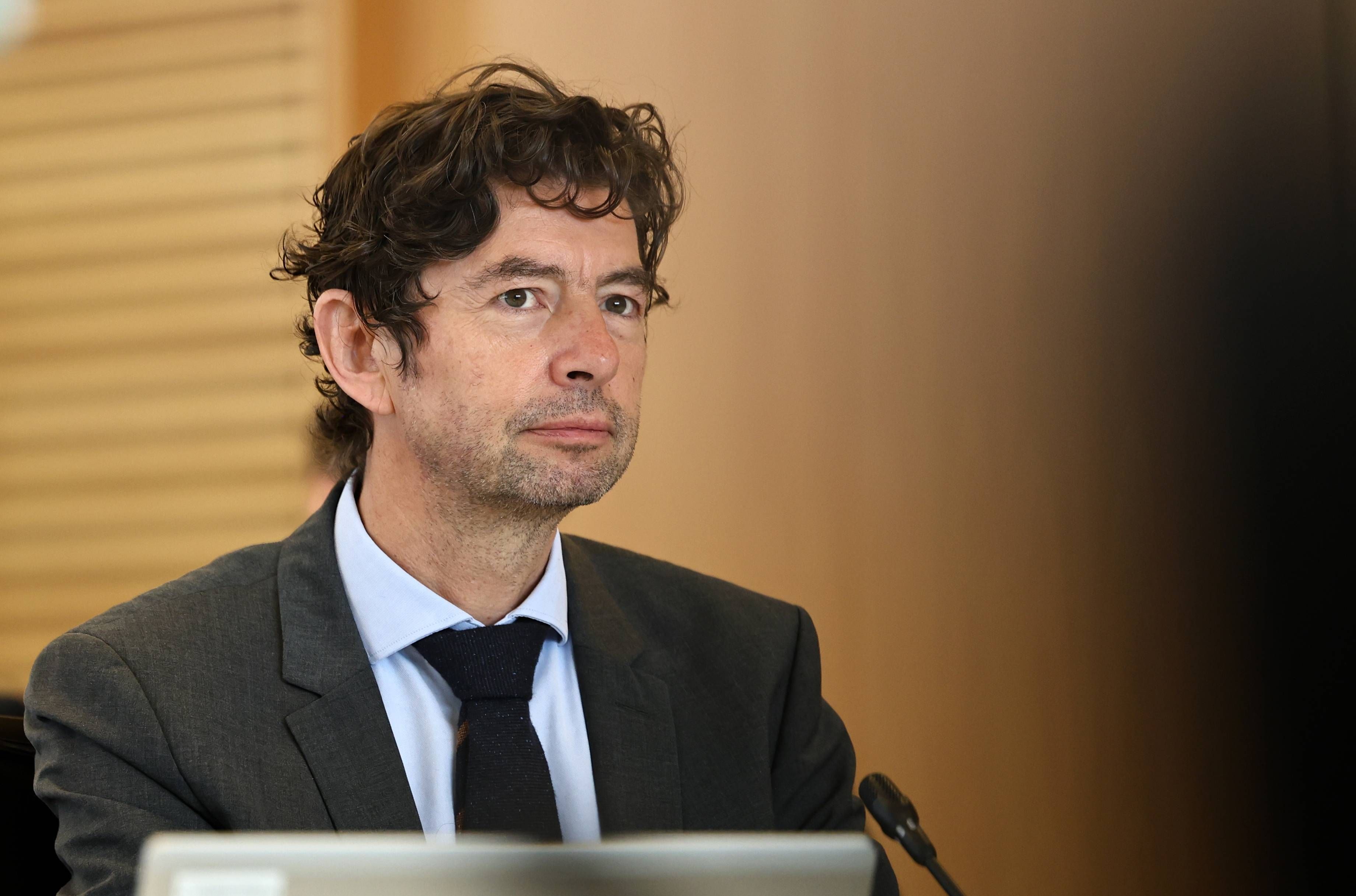 Drückt sich Drosten vor diesem Termin? Gerichtsurteil wieder verschoben