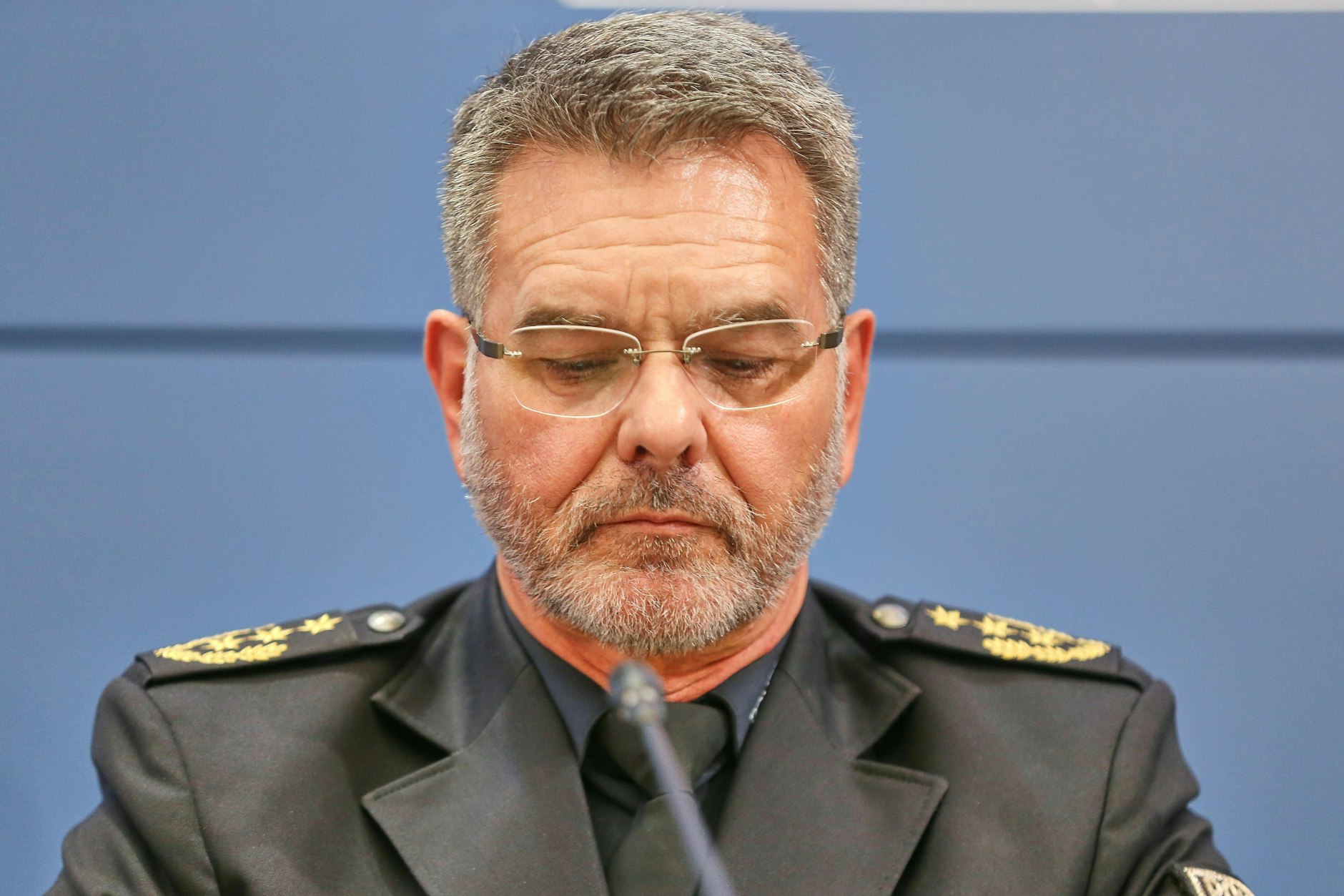 Polizei-Vizepräsident Marco Langner berichtet, die Frau habe nicht mehr gerettet werden können.