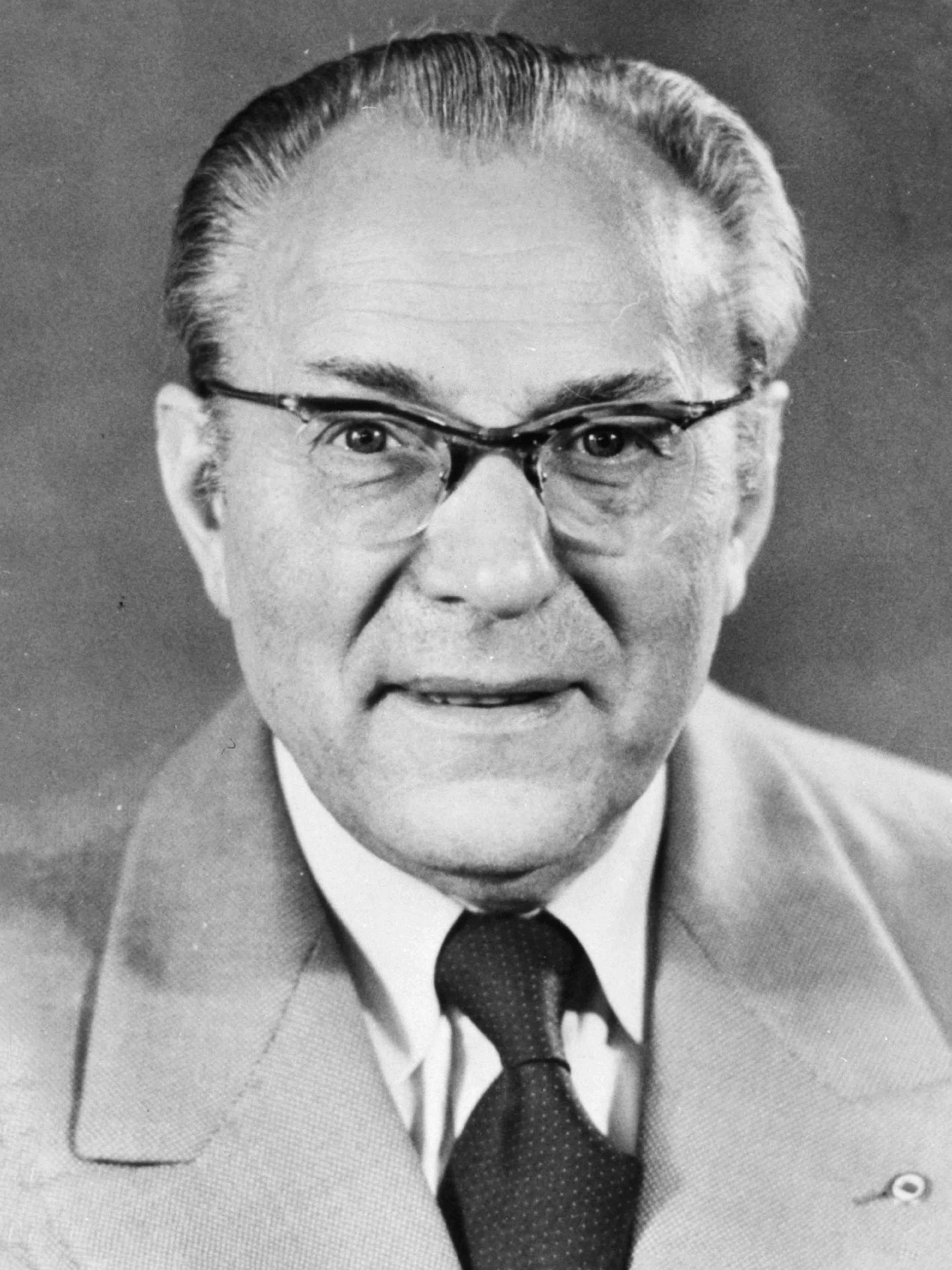 Otto Emil Franz Grotewohl, von 1949 bis zu seinem Tod im Jahr 1964 Ministerpräsident der DDR