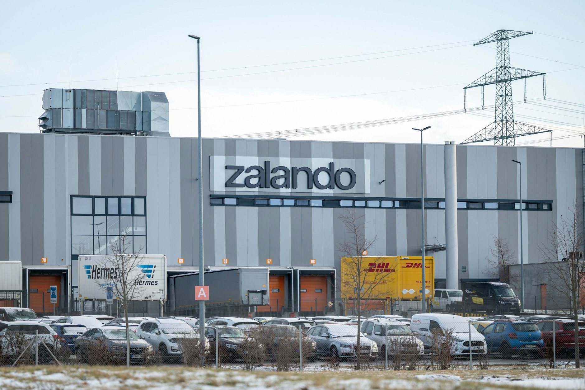 Erfurt: Außenansicht des Zalando-Logistikzentrums in Erfurt am 8. Januar 2026