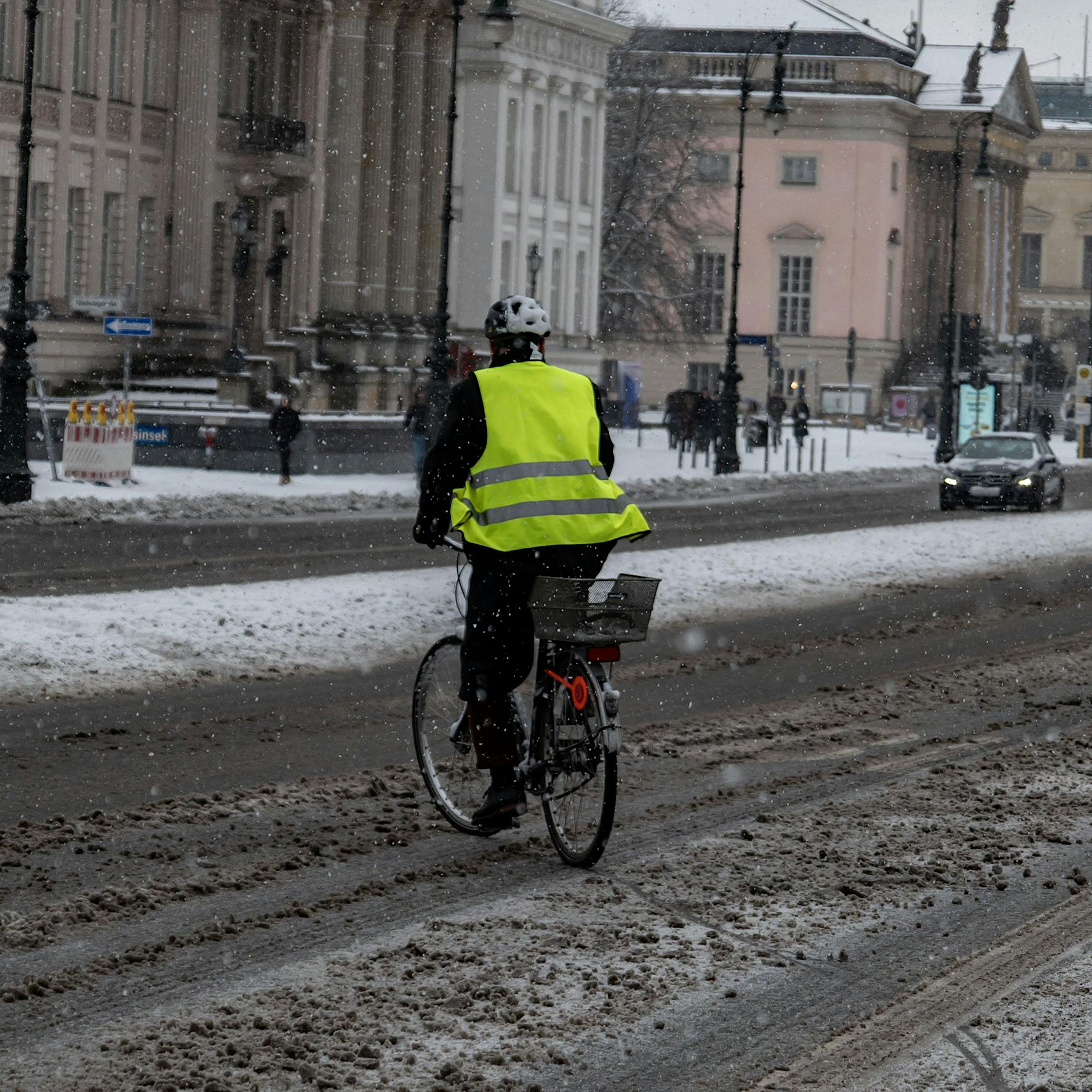 Schneefall in Berlin: Welche Straßen jetzt geräumt werden – und welche nicht