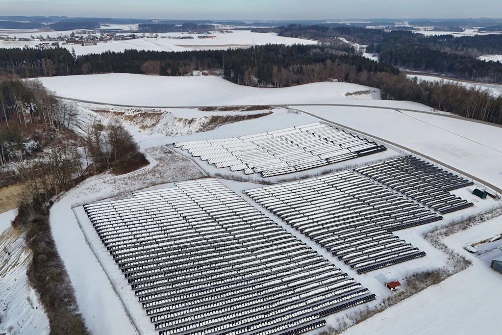 Erneuerbare Energien in Deutschland: Knapp 21 Gigawatt Zubau im Jahr 2025