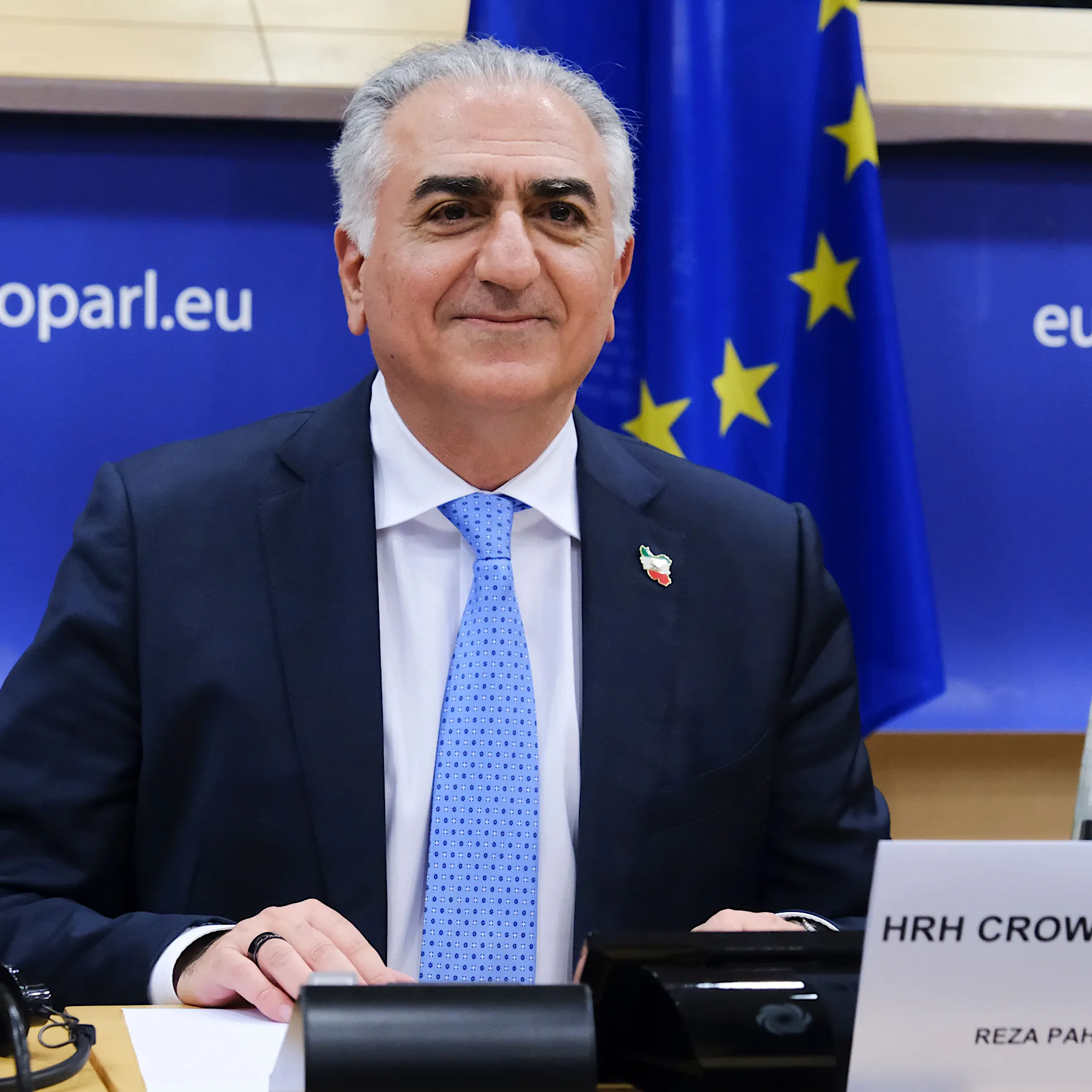 Schah oder Volksmudschahedin: Hat die iranische Opposition eine Chance?