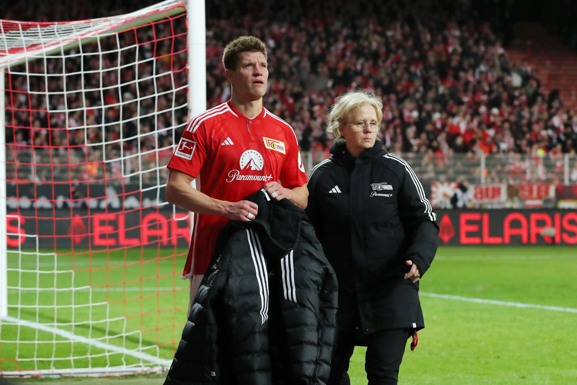 Ausraster im Testspiel: Kevin Behrens greift Mitspieler tätlich an