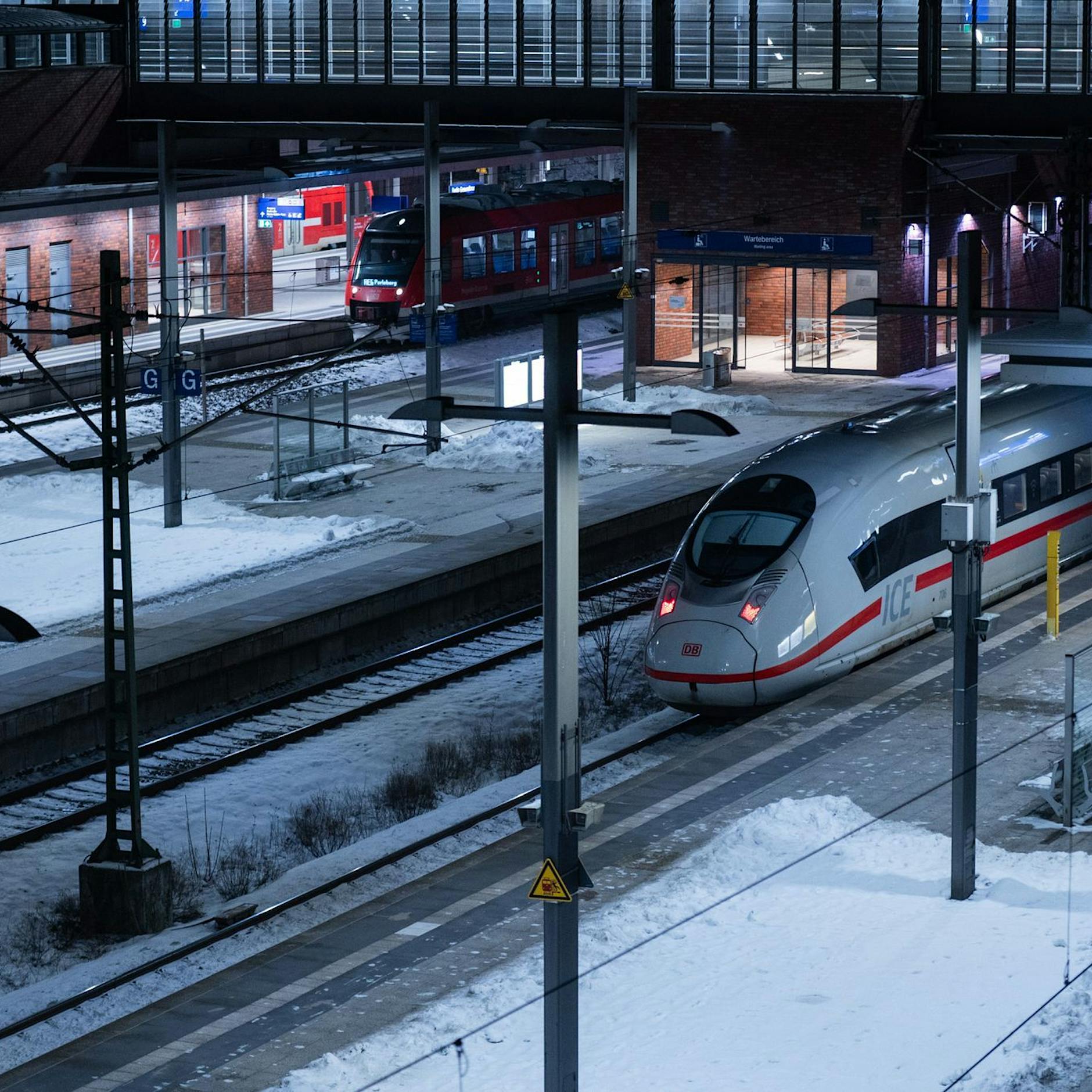 Gesamter Fernverkehr in Norddeutschland eingestellt – auch Berlin betroffen