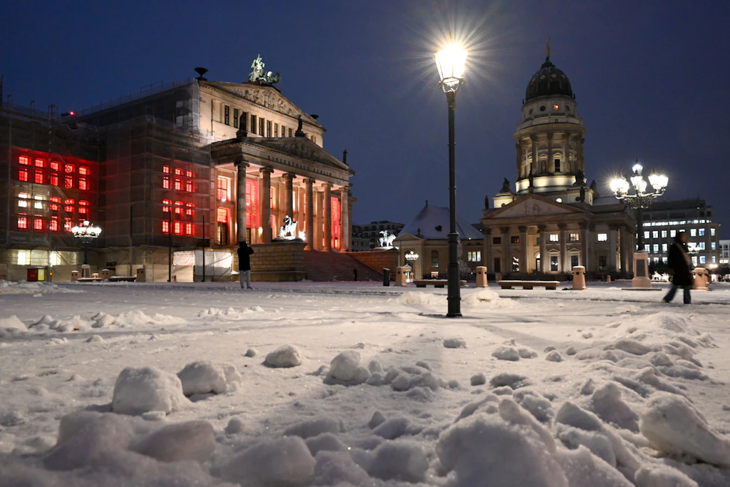 Wetter in Berlin nach Sturmtief „Elli“: Sonne und leichter Schneefall – DWD warnt weiter