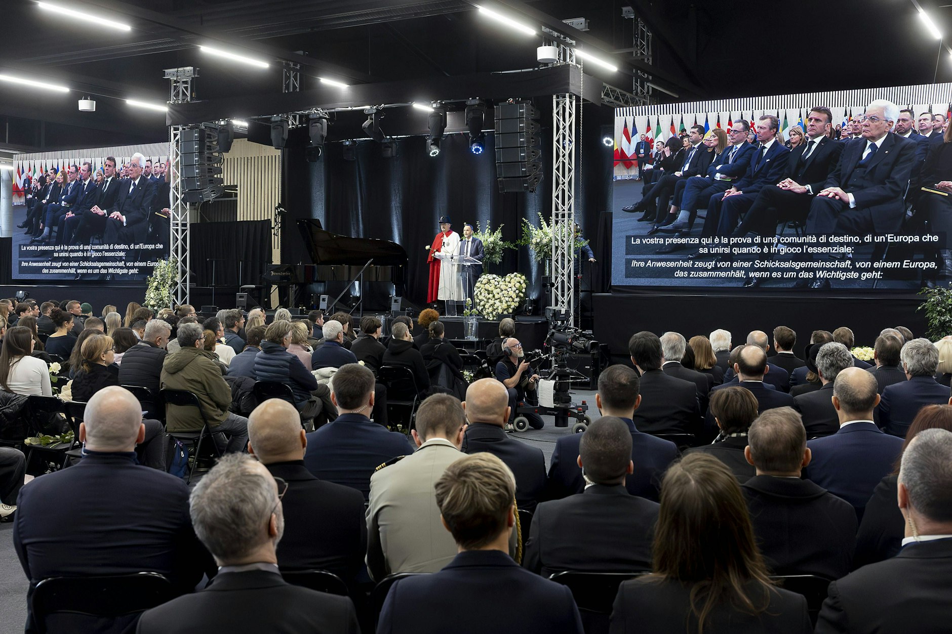 Am 9. Januar fand eine große Trauerfeier für die Opfer der Katastrophe statt.