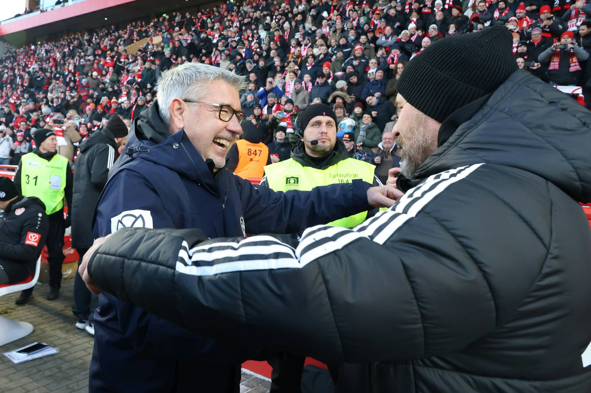 Urs Fischer (l.) und Steffen Baumgart schätzen sich seit Jahren. Am Sonnabend teilten sie sich mit ihren Teams die Punkte.