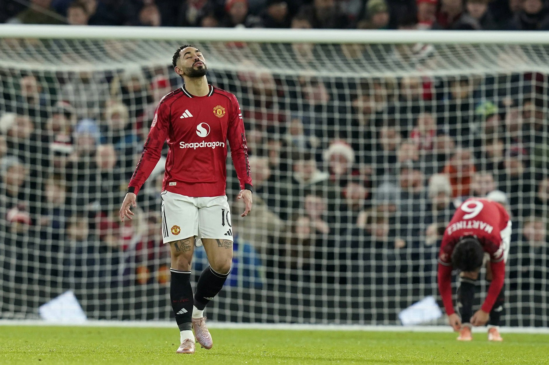 In der Krise: So früh wie in dieser Saison haben Manchester United und Matheus Cunha schon lange nicht mehr alle Titelchancen verpasst.