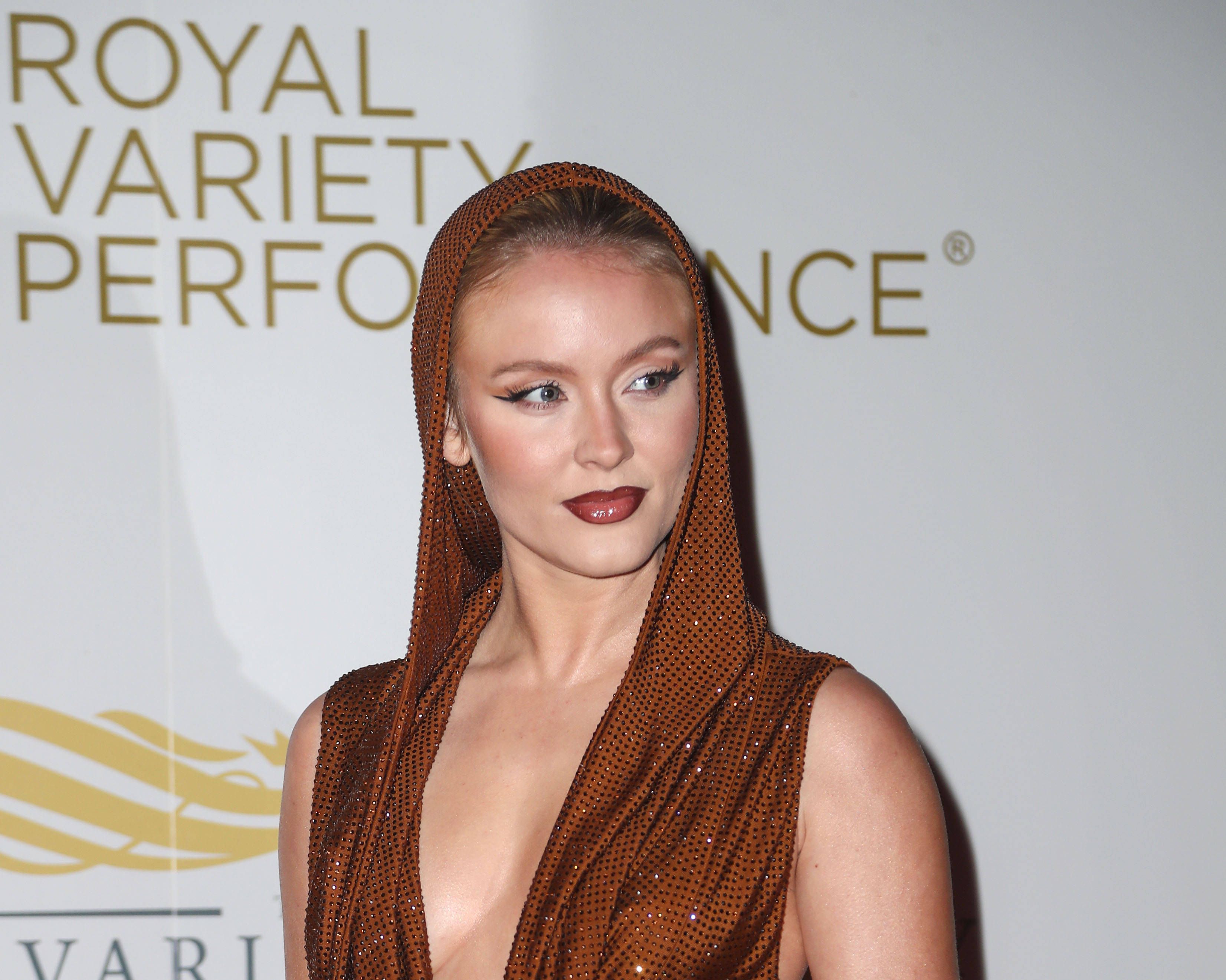 Sie hasst ICE und liebt Sozialismus und Abtreibungen: Die wirre Welt der Zara Larrson