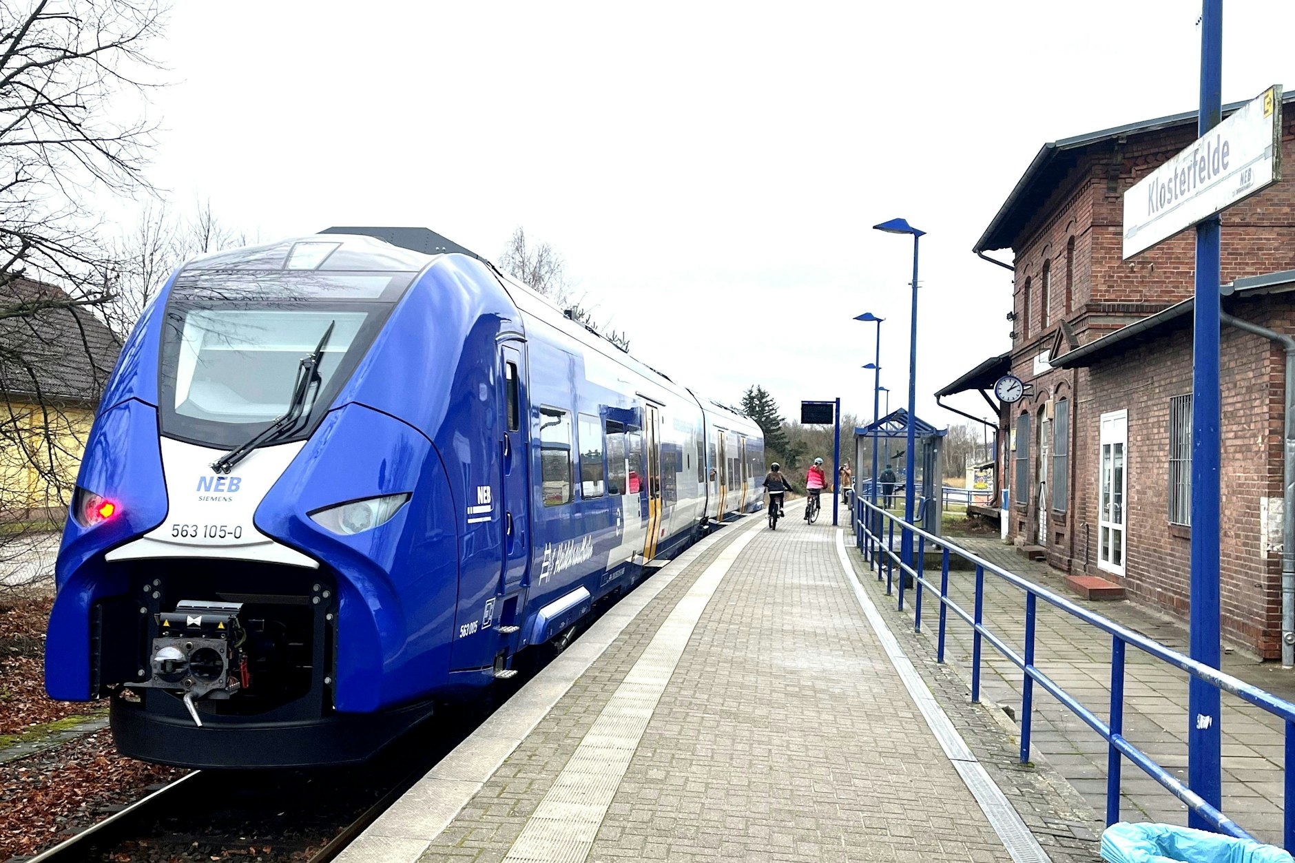 Auf der Heidekrautbahn nordöstlich von Berlin verkehren Wasserstoffzüge – genau hier liegt seit dem Wochenende das Problem.