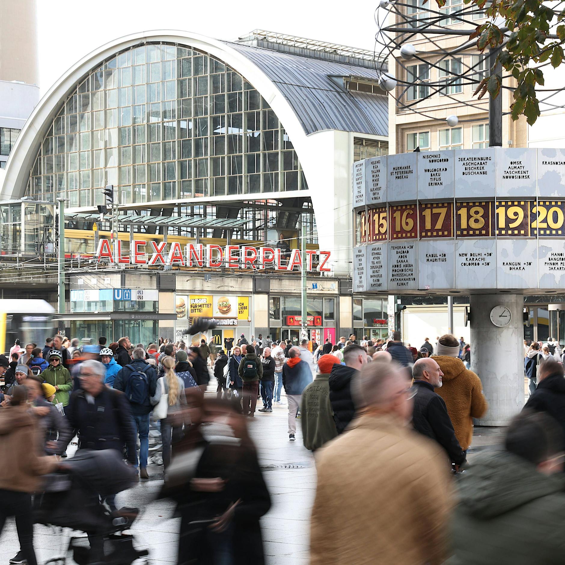 Angsträume und Geisterbahnhof: Was sich hinter der 70-Millionen-Sanierung am Alexanderplatz verbirgt
