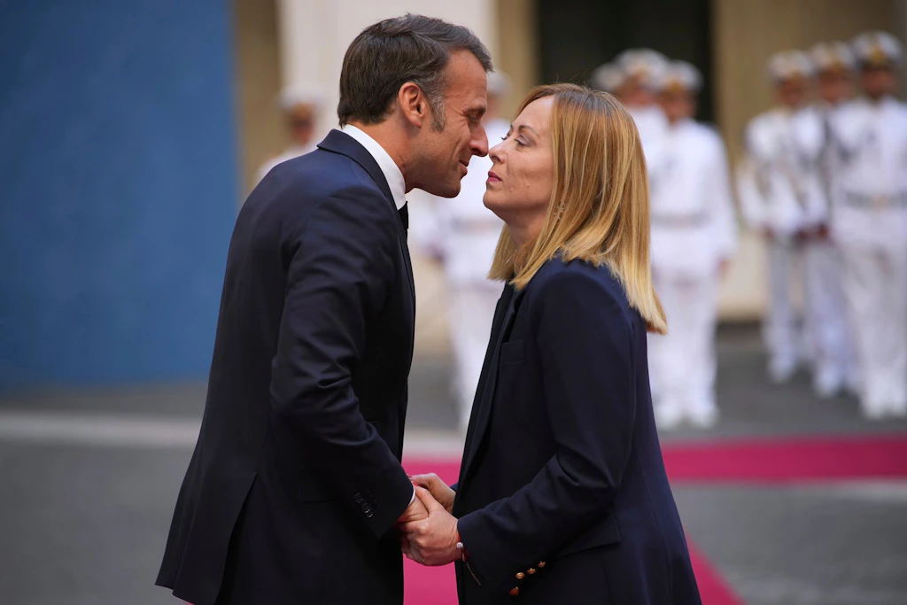 Macron und Meloni wollen Draghi als EU-Verhandler für Ukraine: „Unser Interesse, mit Putin zu reden“