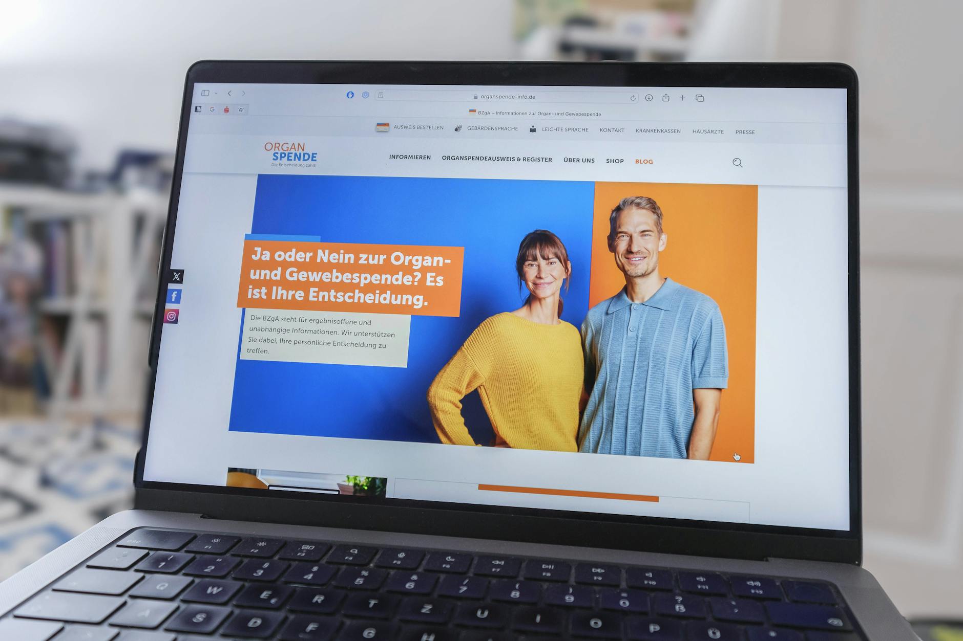 Unter www.organspende-register.de kann man alles ganz bequem digital beantragen.