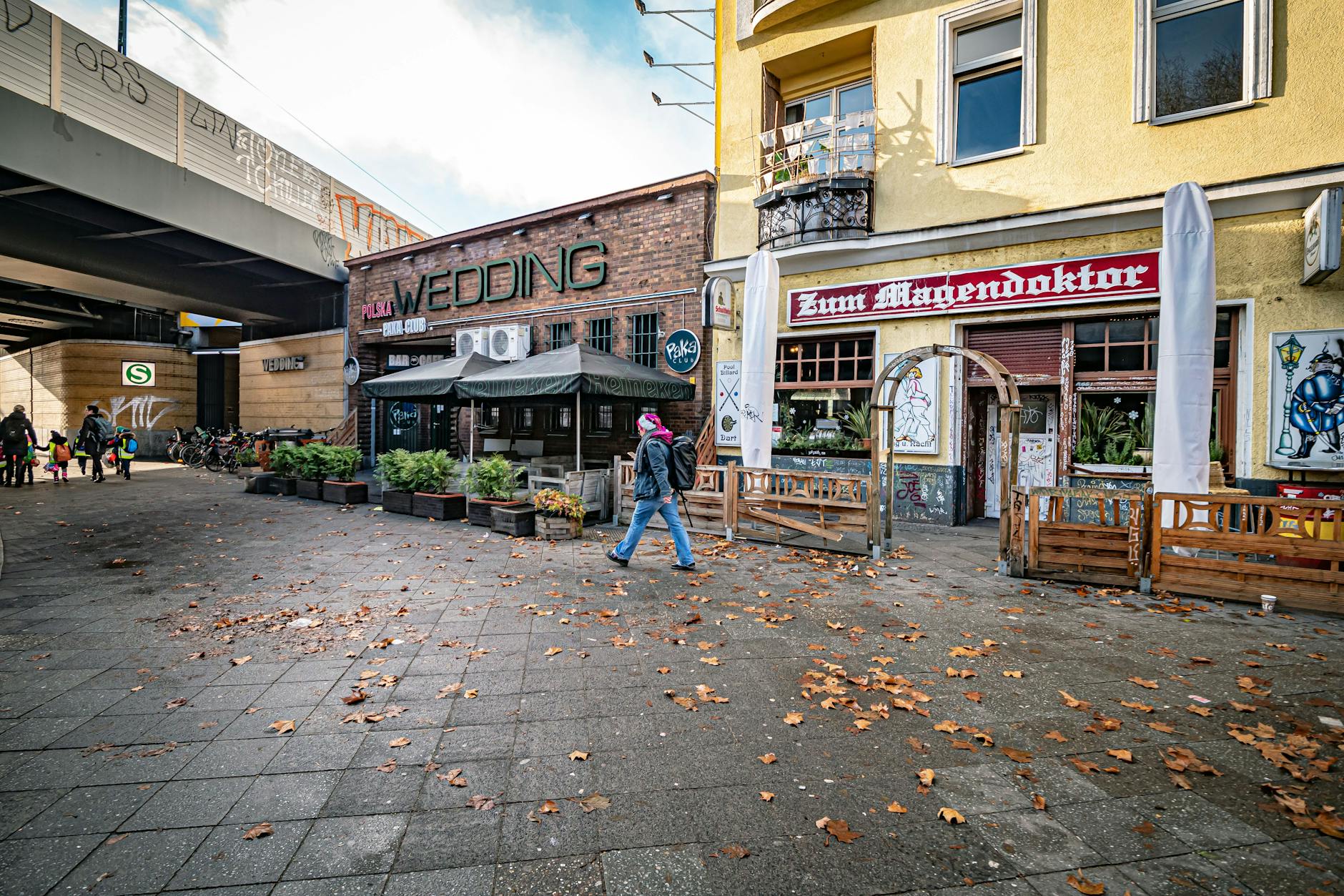 Im S-Bahnhof Wedding laufen derzeit Reparaturarbeiten nach Schäden, die in der Silvesternacht entstanden sind.