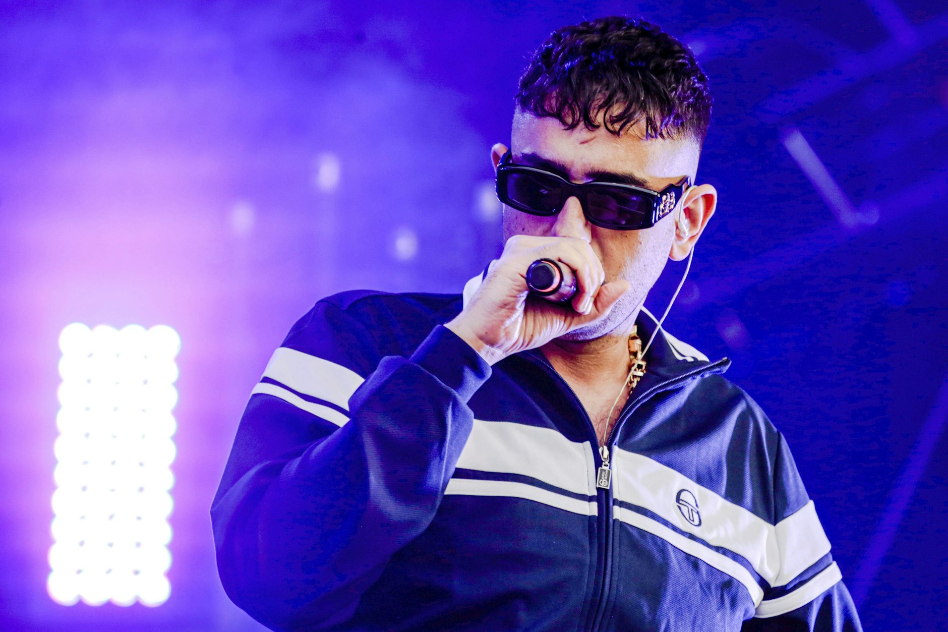 Der Rapper Haftbefehl live beim Autokultur-Konzert auf dem Schützenplatz in Hannover, 28.06.2020