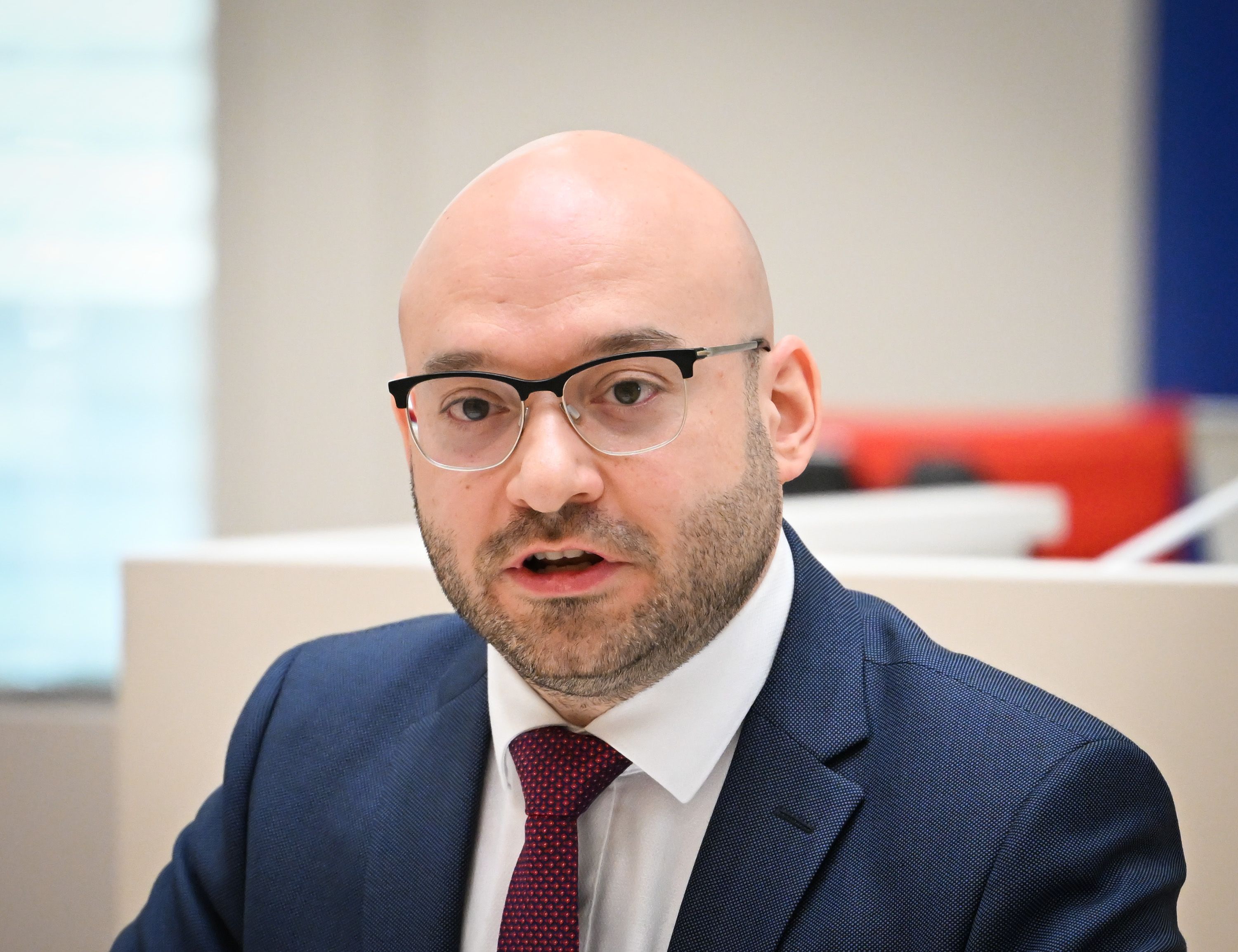 Verfassungstreue-Check von Beamten: Tausende Überprüfungen bringen nur zwei Verdachtsfälle