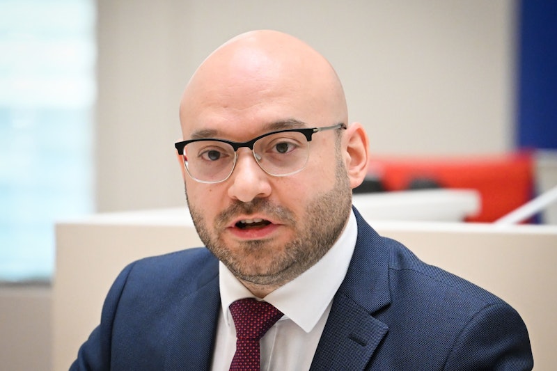 Verfassungstreue-Check von Beamten: Tausende Überprüfungen bringen nur zwei Verdachtsfälle