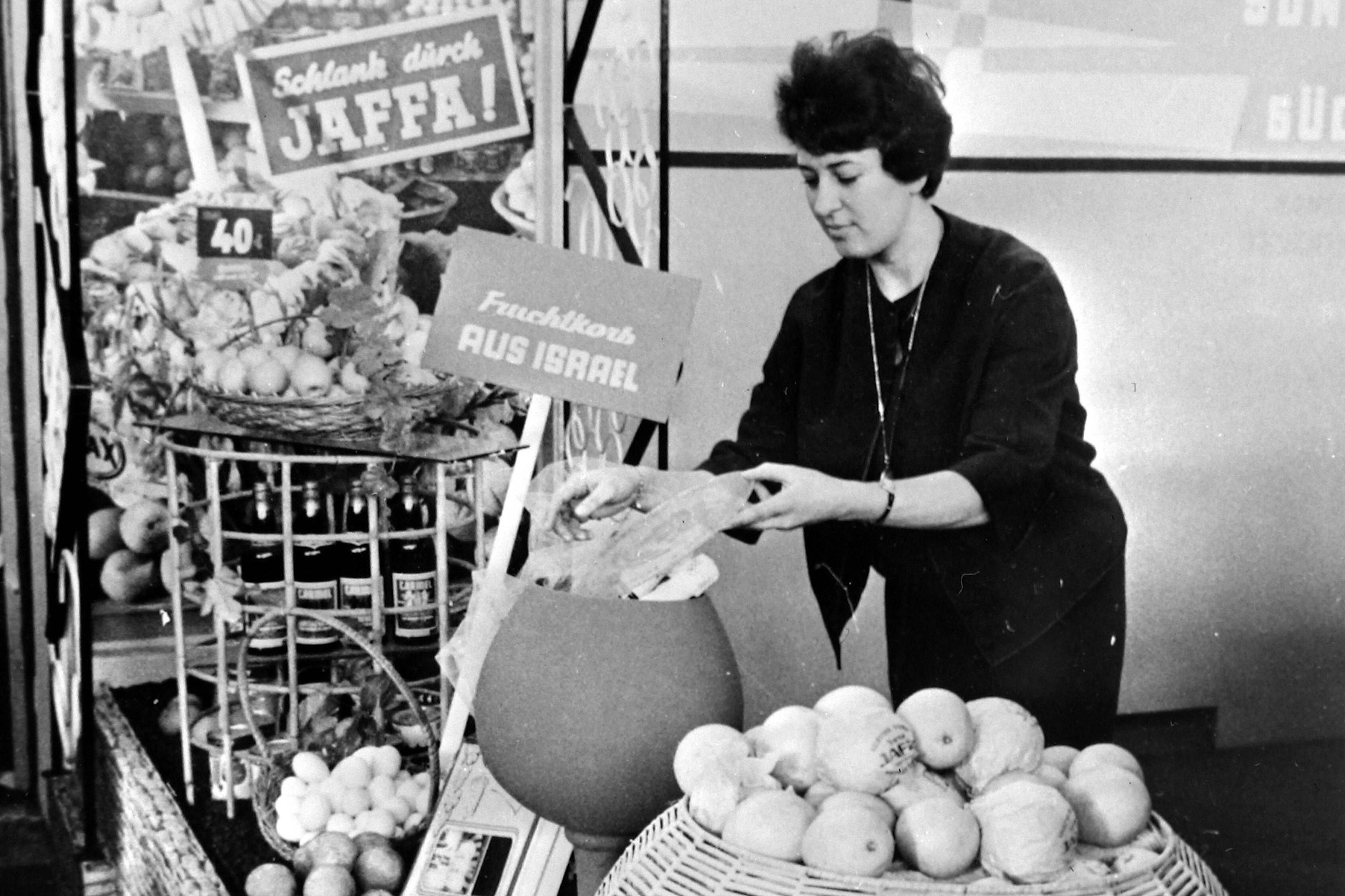 Die große weite Welt zu Gast in Berlin auf der Grünen Woche im Januar 1962. Das war der DDR ein Dorn im Auge.