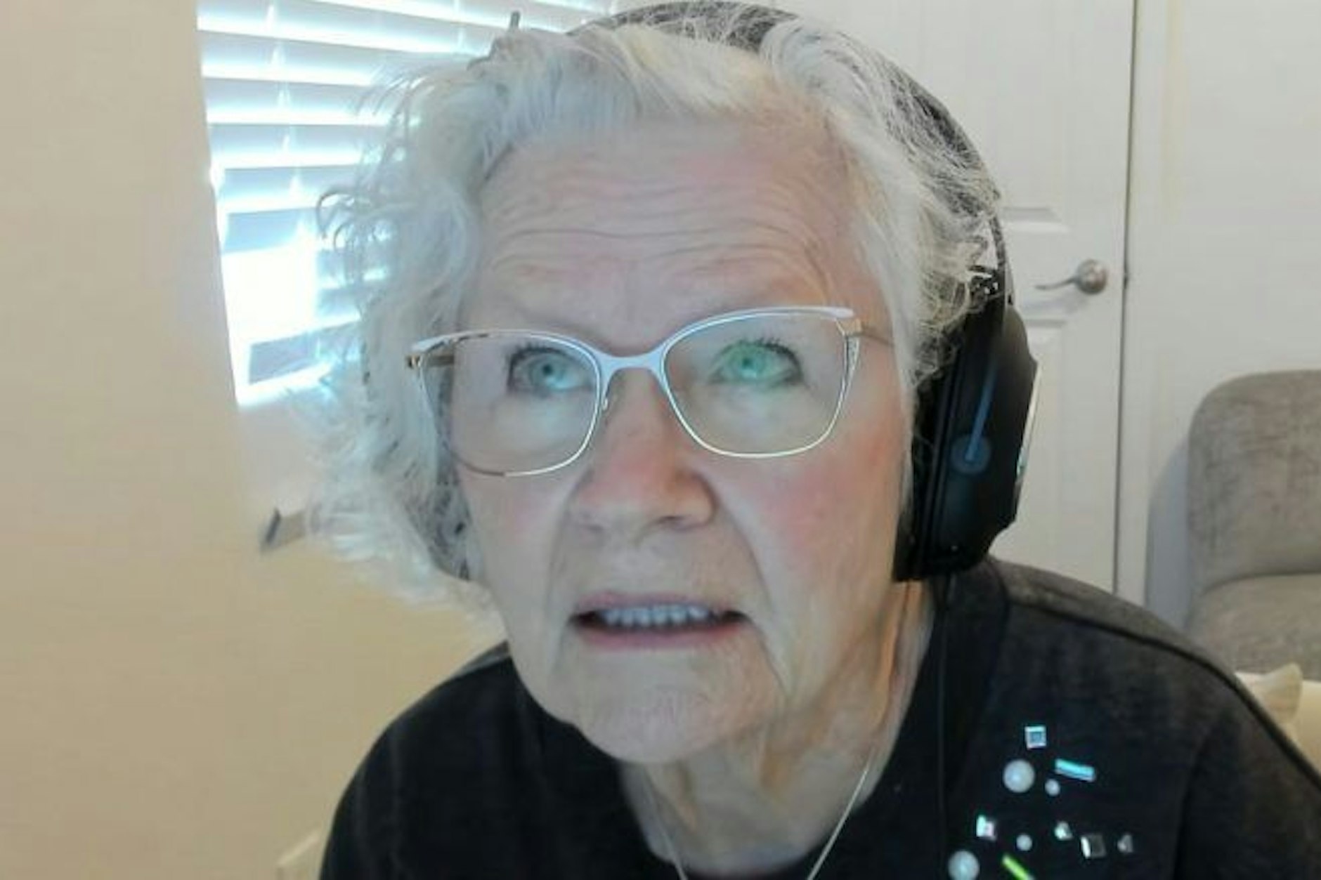 Minecraft-Zockerin (81) sammelt Spenden für krebskranken Enkel (17)