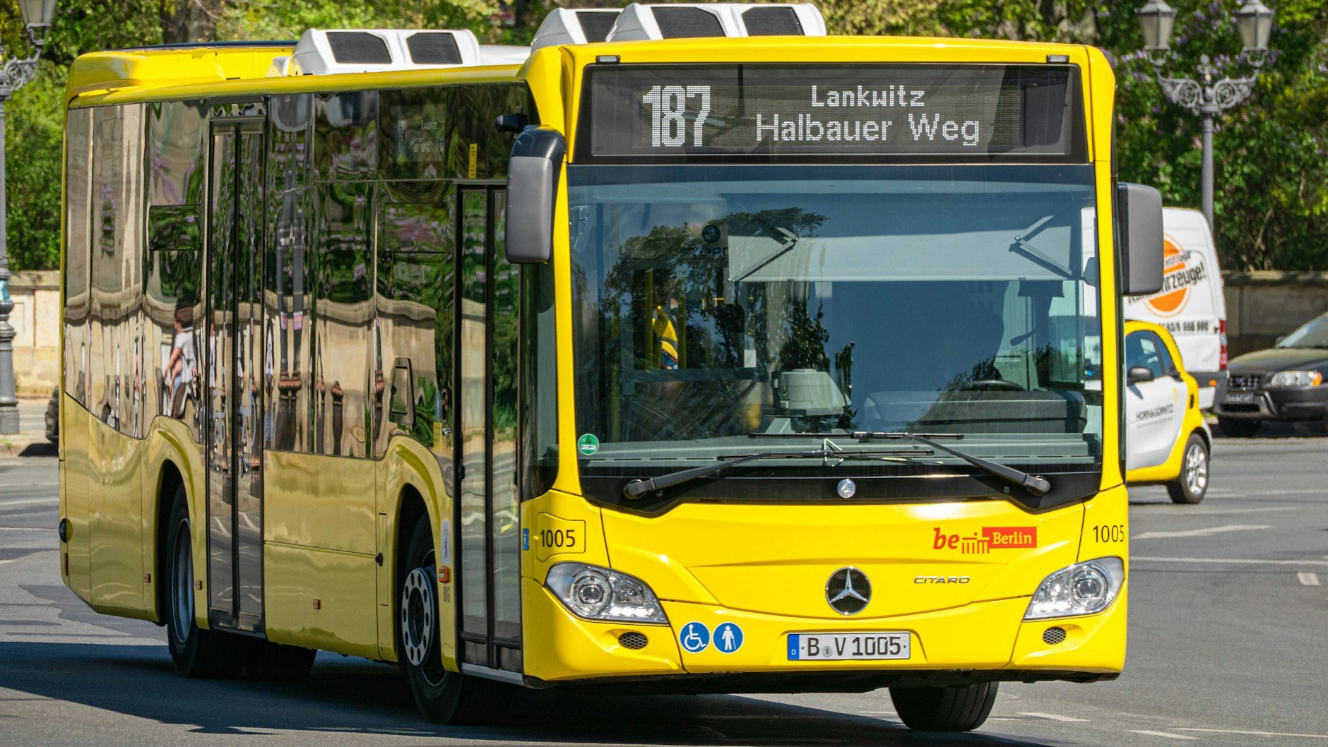 Der Bus 187 ist in Richtung Lankwitz ebenfalls von der Havarie betroffen.