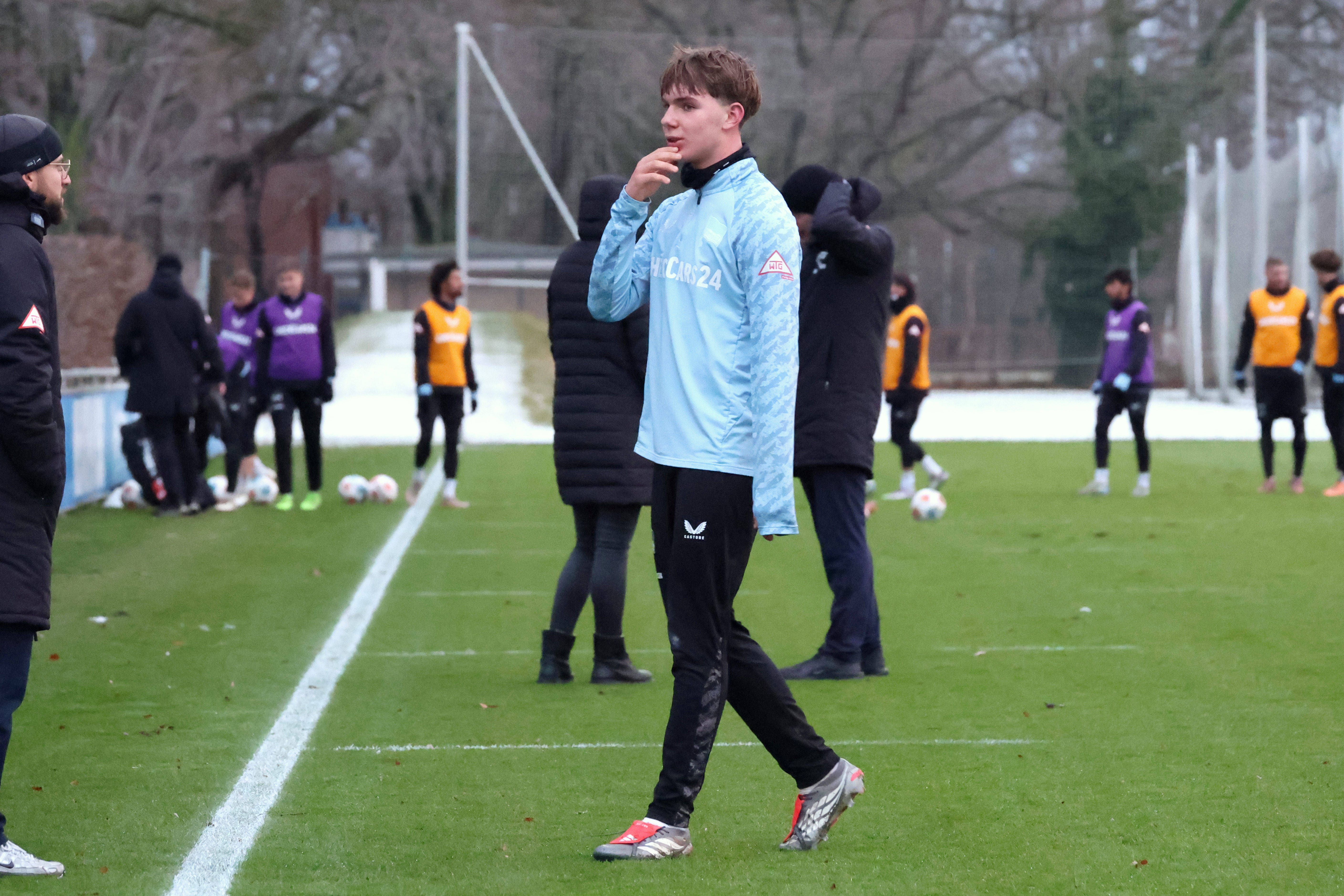 Kroos an Wunderkind Eichhorn: „Bleib bei Hertha“