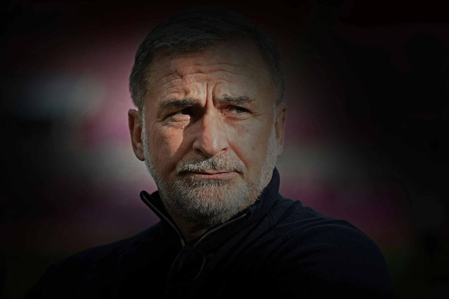 Der ehemalige Sportvorstand des Hamburger SV, Stefan Kuntz, zieht seine Anzeige gegen unbekannt zurück.