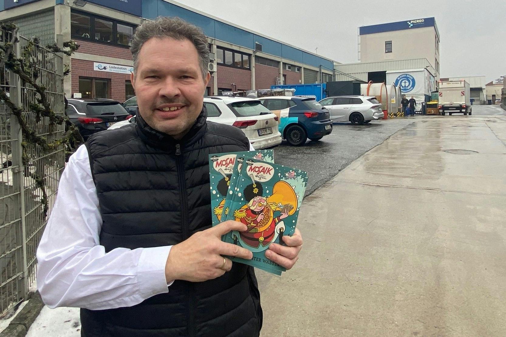 Sven Regen (51) ist Mosaik-Fan - und er hat das geheime Digedags-Heft. In seiner Druckerei PIEREG wurde es produziert.