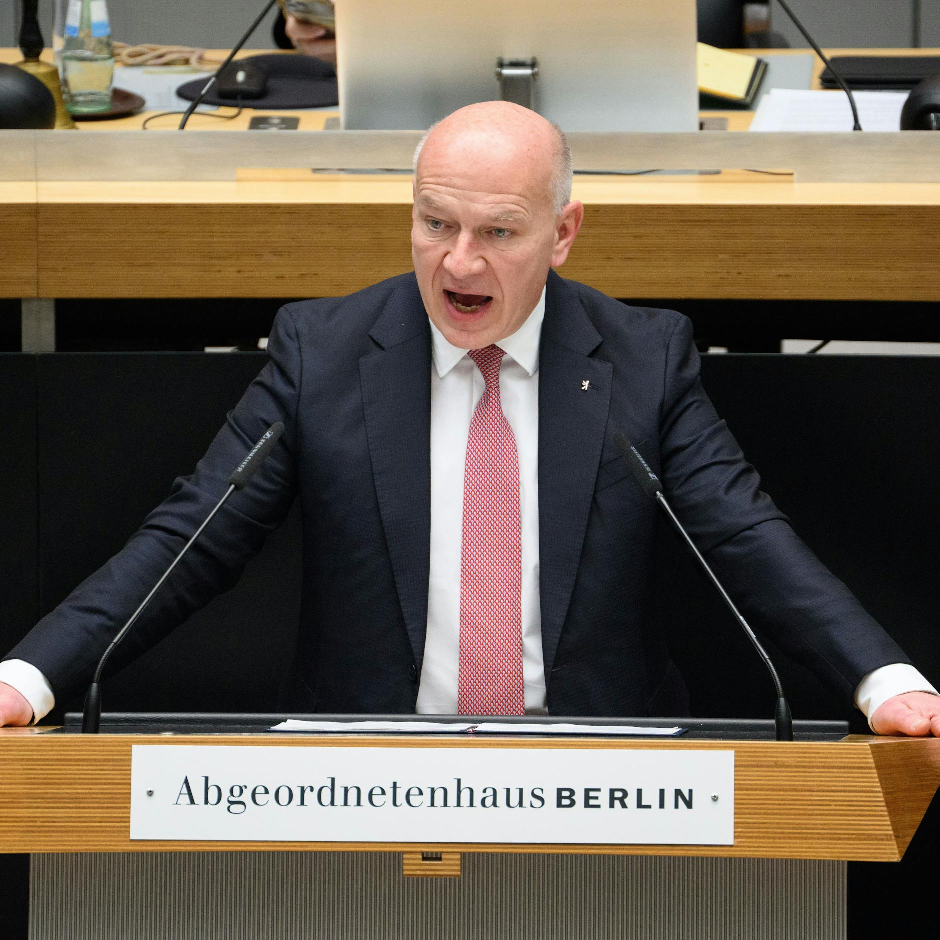 Image - Wegner muss wegen Blackout-Blamage Rede und Antwort stehen