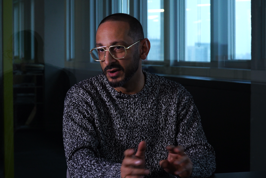 Behzad Karim Khani im Gespräch:„Ich weiß nicht, ob Hoffnung im Iran gerade hilft“