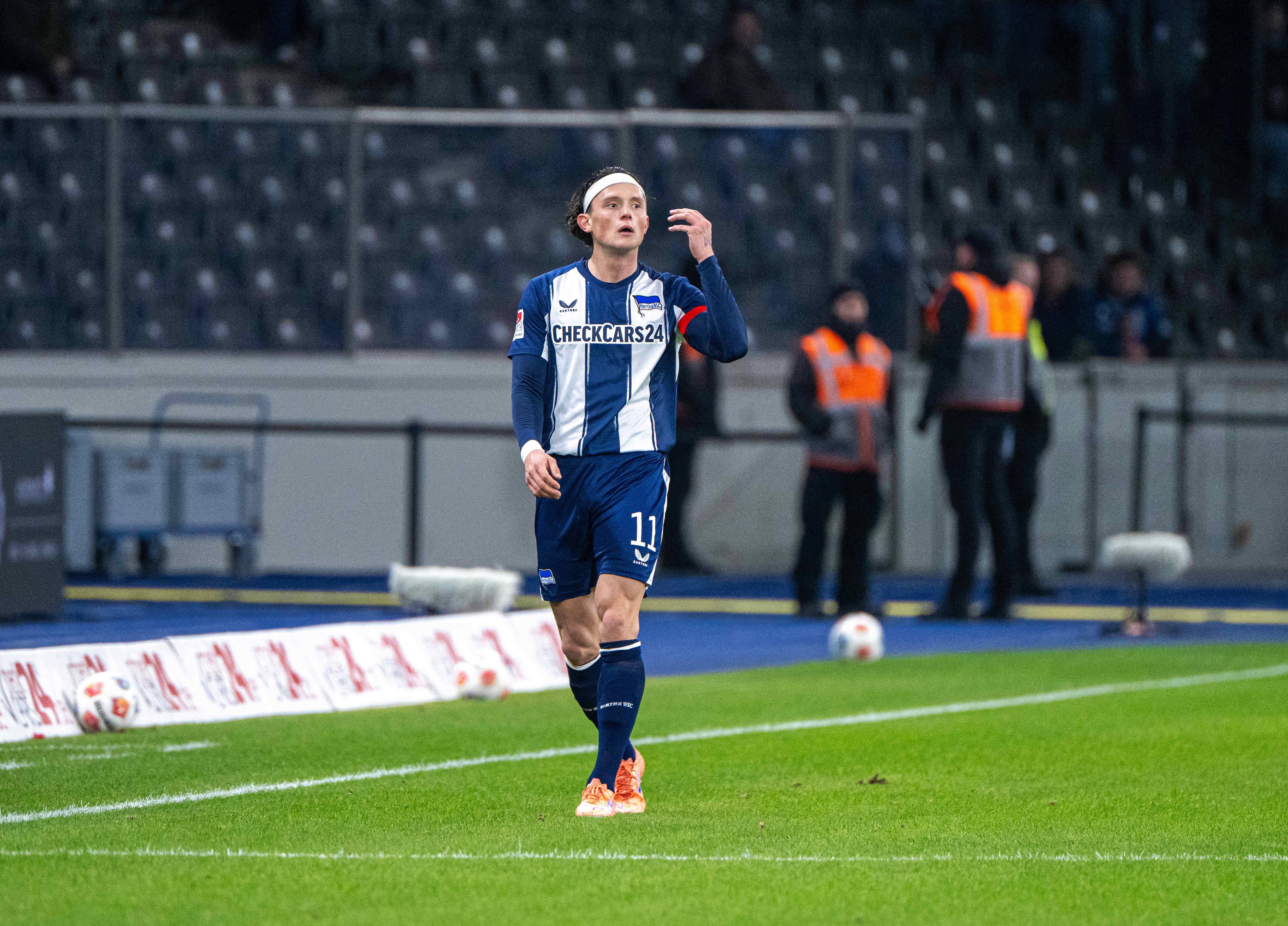 Viruswelle! Kapitän Reese hustet noch immer