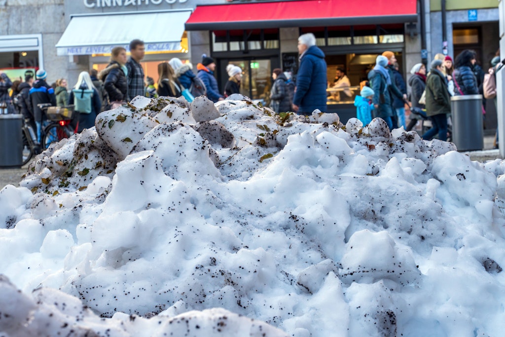 Nicht-nur-in-ihrem-Schuh-so-verschwindet-der-Streusplitt-aus-Berlin