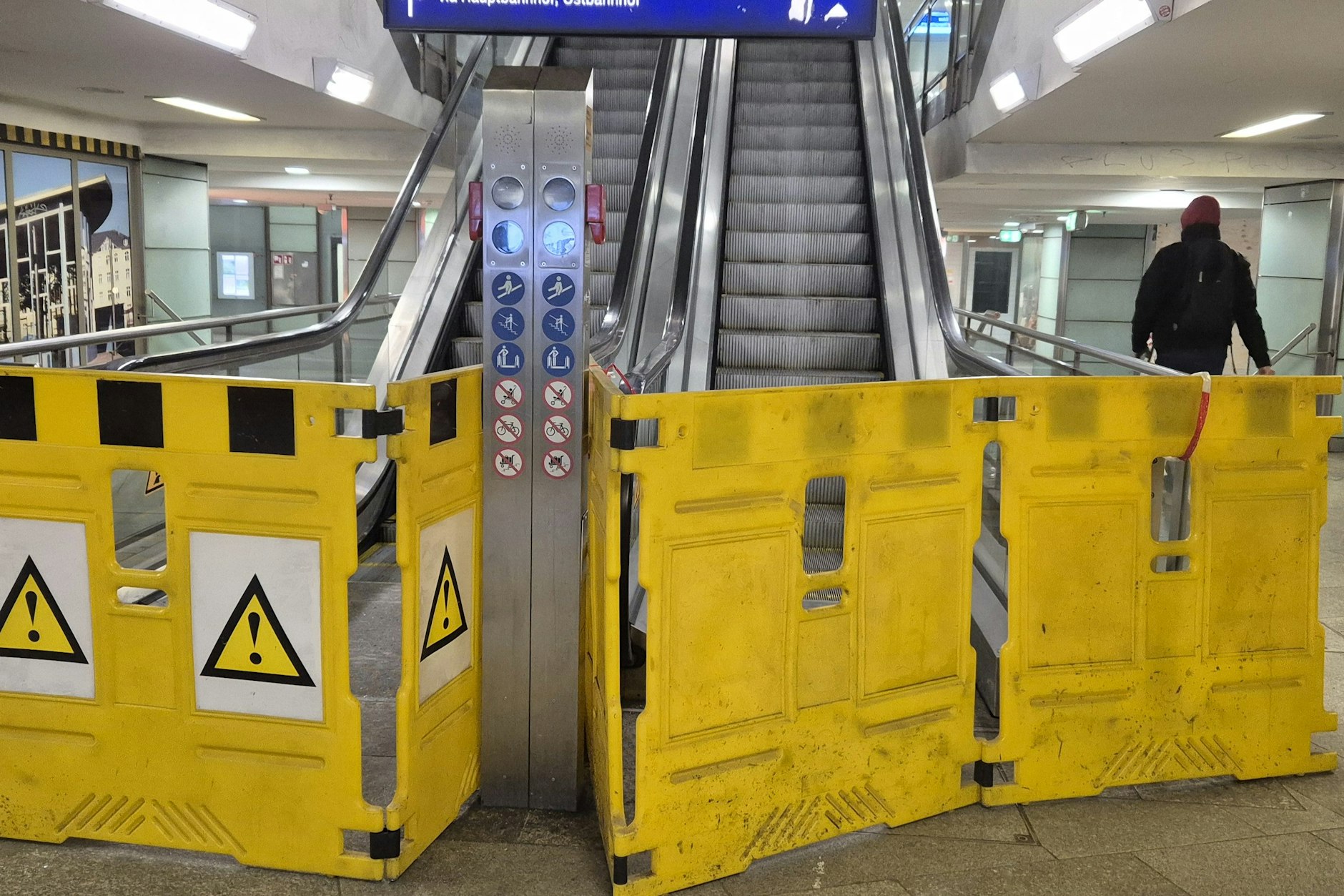 <strong>Mittwochmorgen</strong>: Nichts geht am Bahnhof Friedrichstraße.