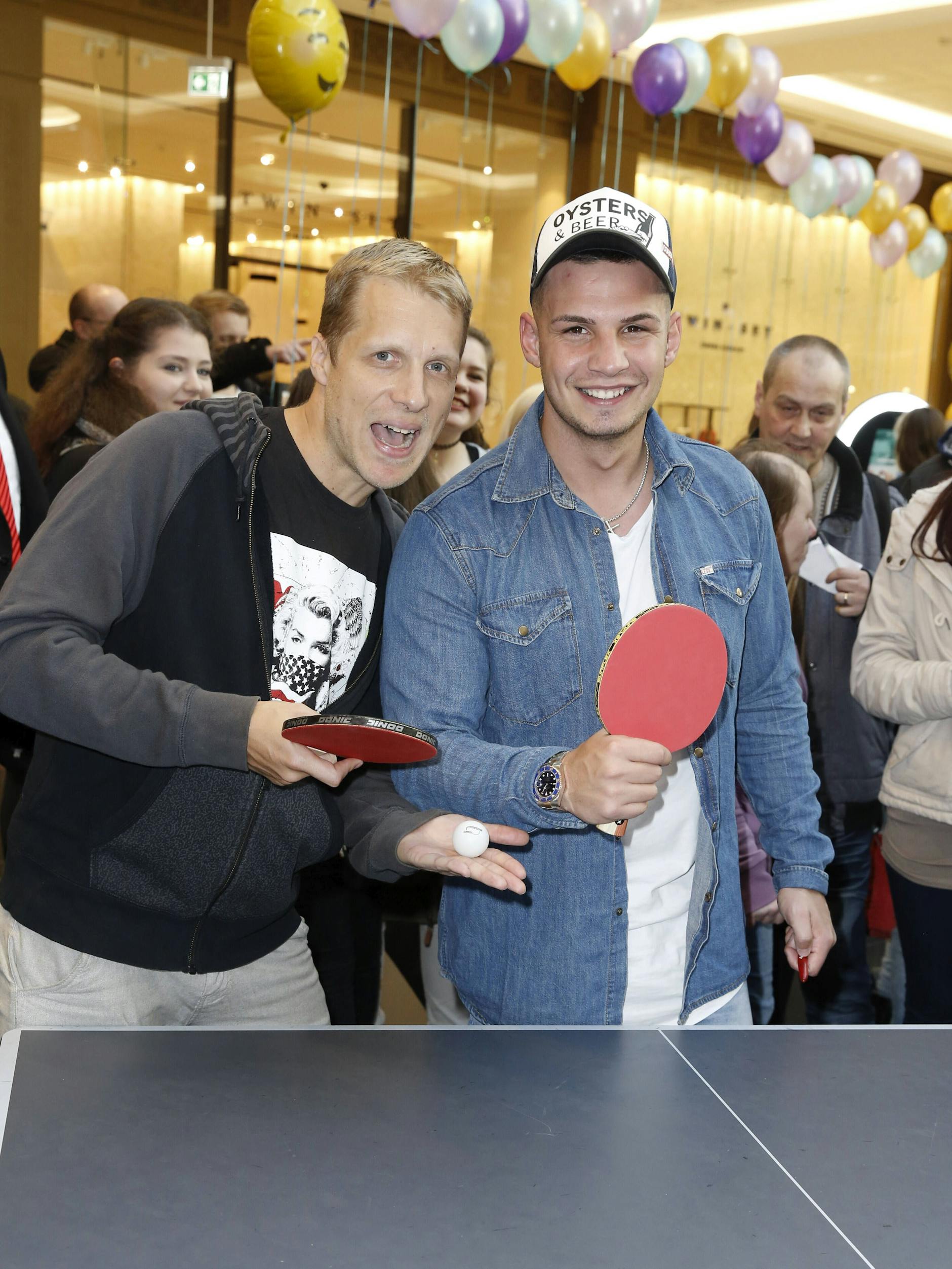 Oliver Pochers neuer Podcast-Partner ist Pietro Lombardi.