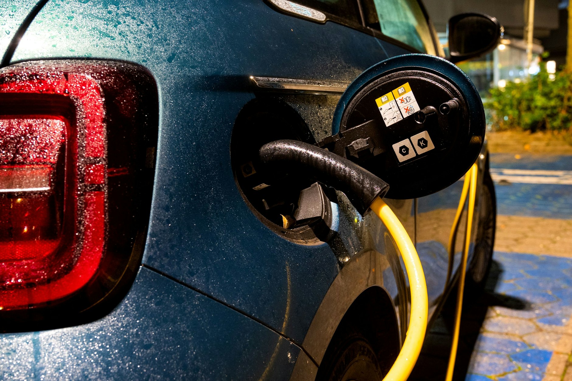 Das Umweltministerium führt die E-Auto-Prämie wieder ein.