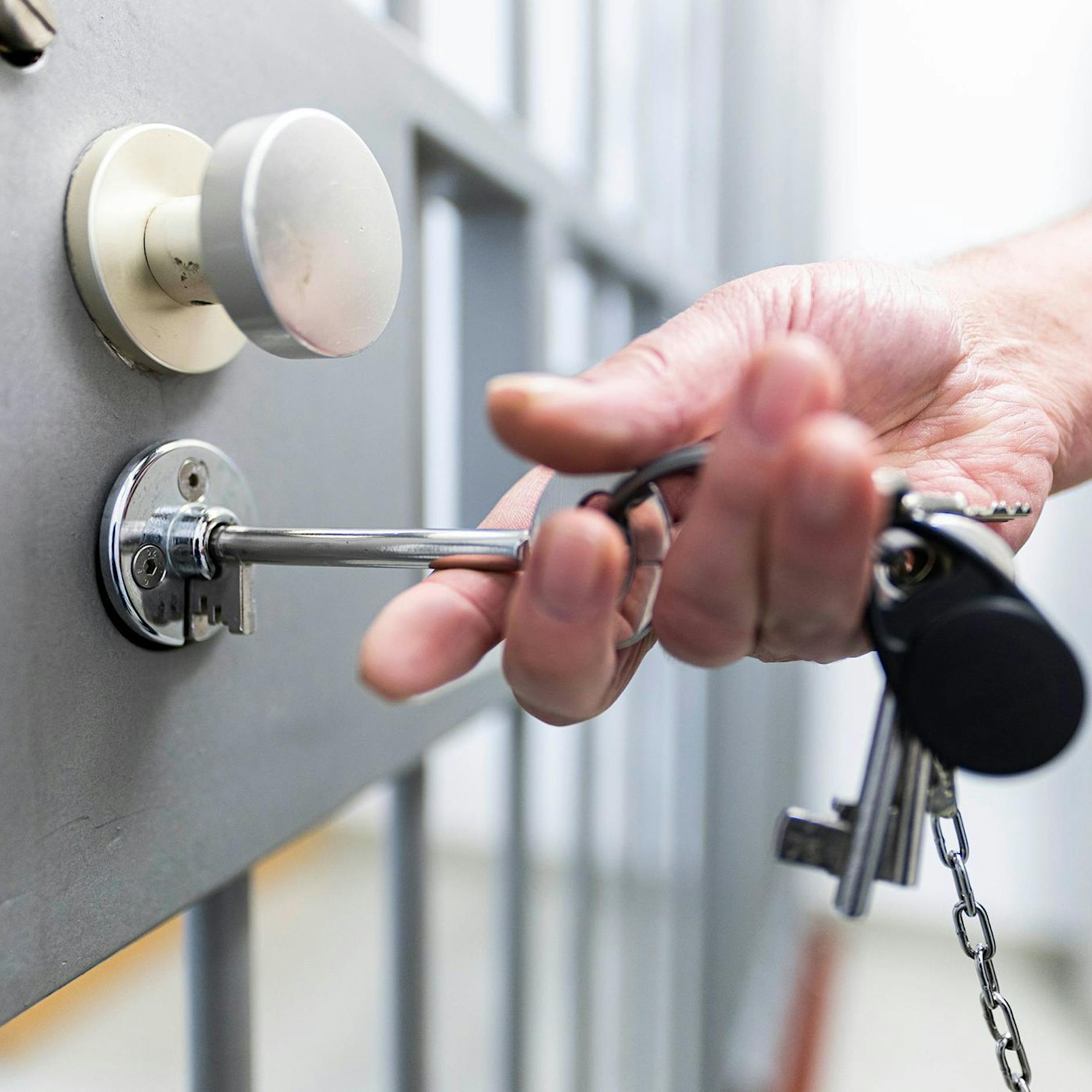 Terrorprozess in Berlin: Junger Mann wegen Anschlagsplanung auf israelische Botschaft verurteilt