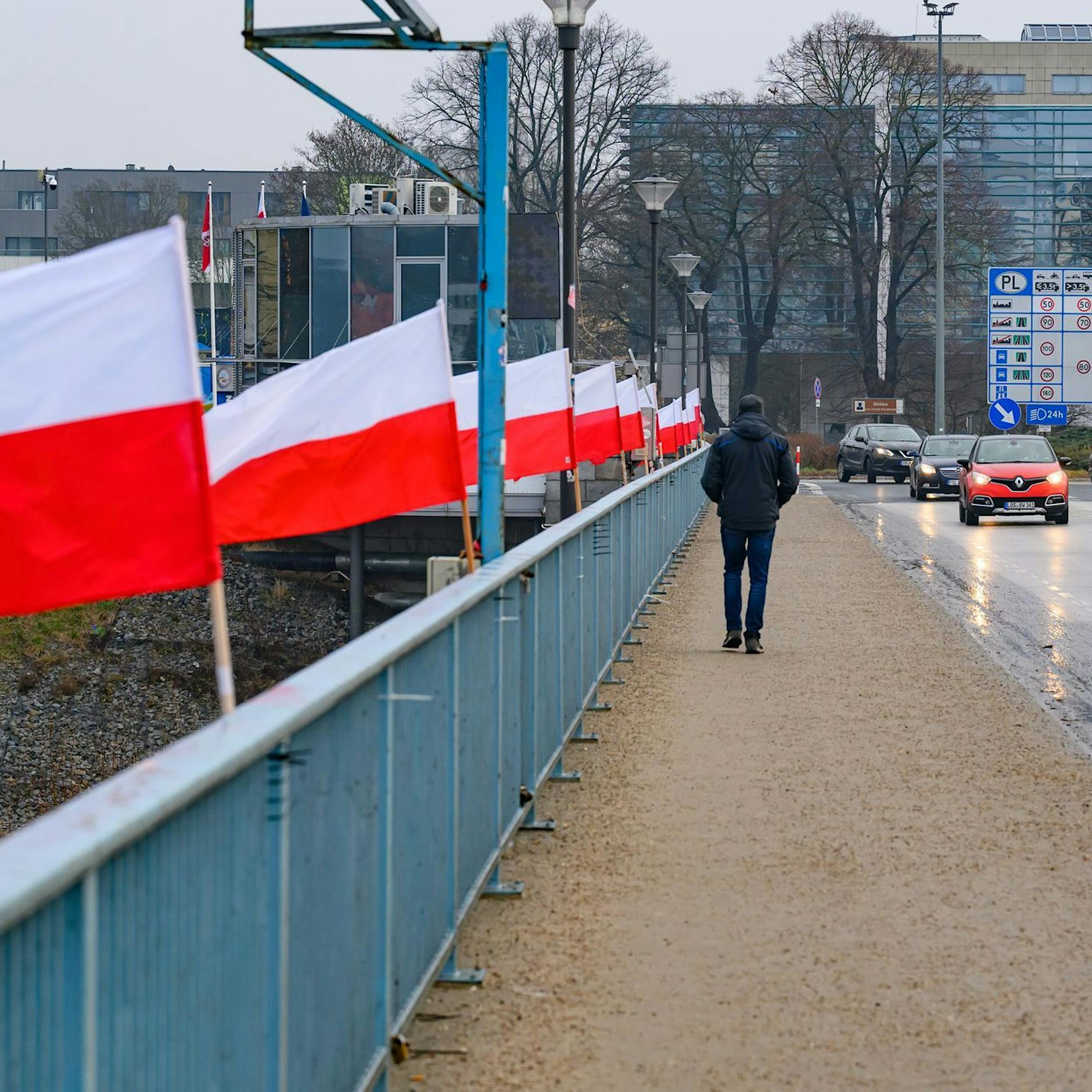 Streit auf der Grenzbrücke in Frankfurt (Oder) eskaliert