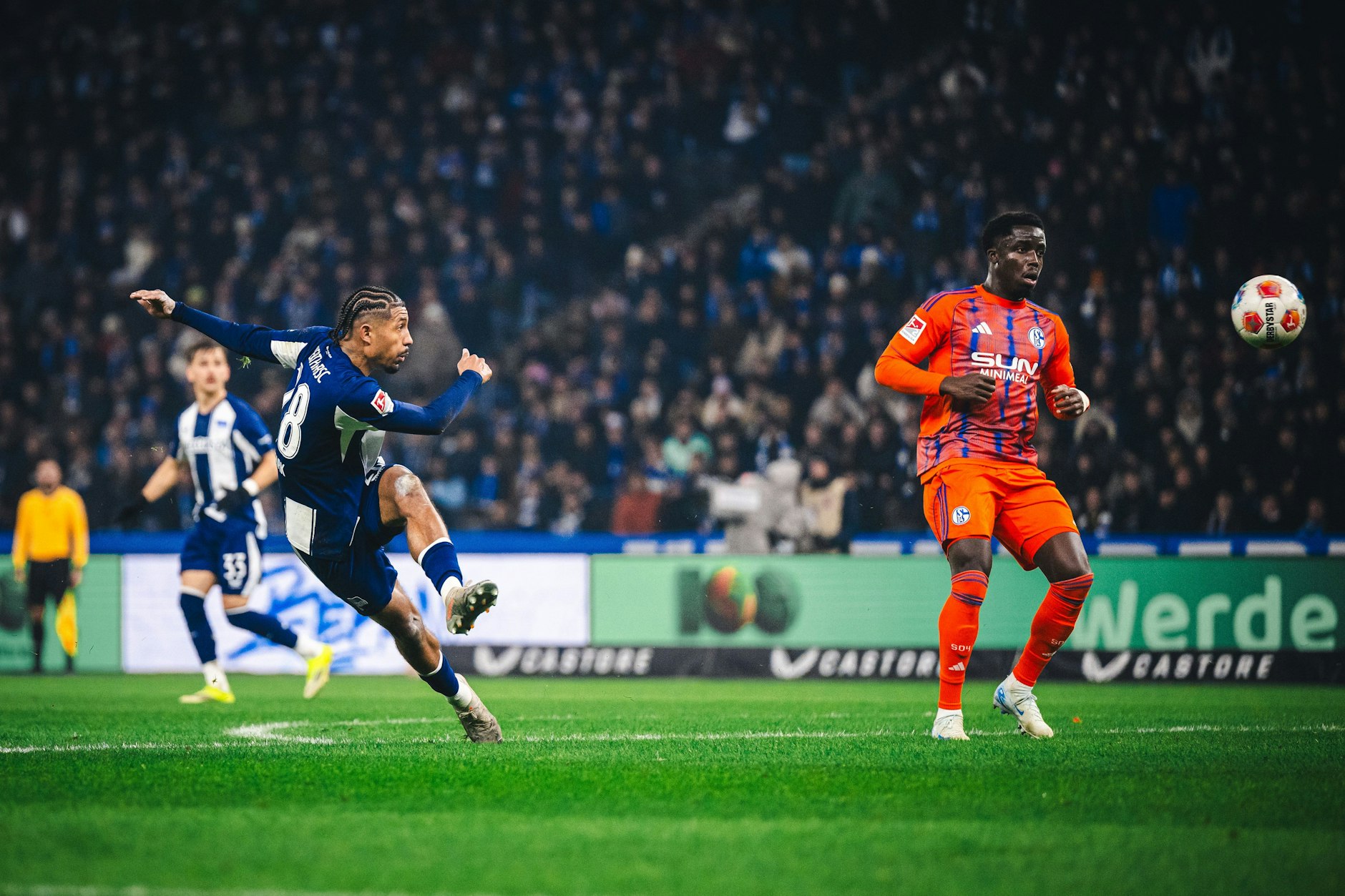 Herthas Jeremy Dudziak feierte ein starkes Coemback gegen Schalke 04.