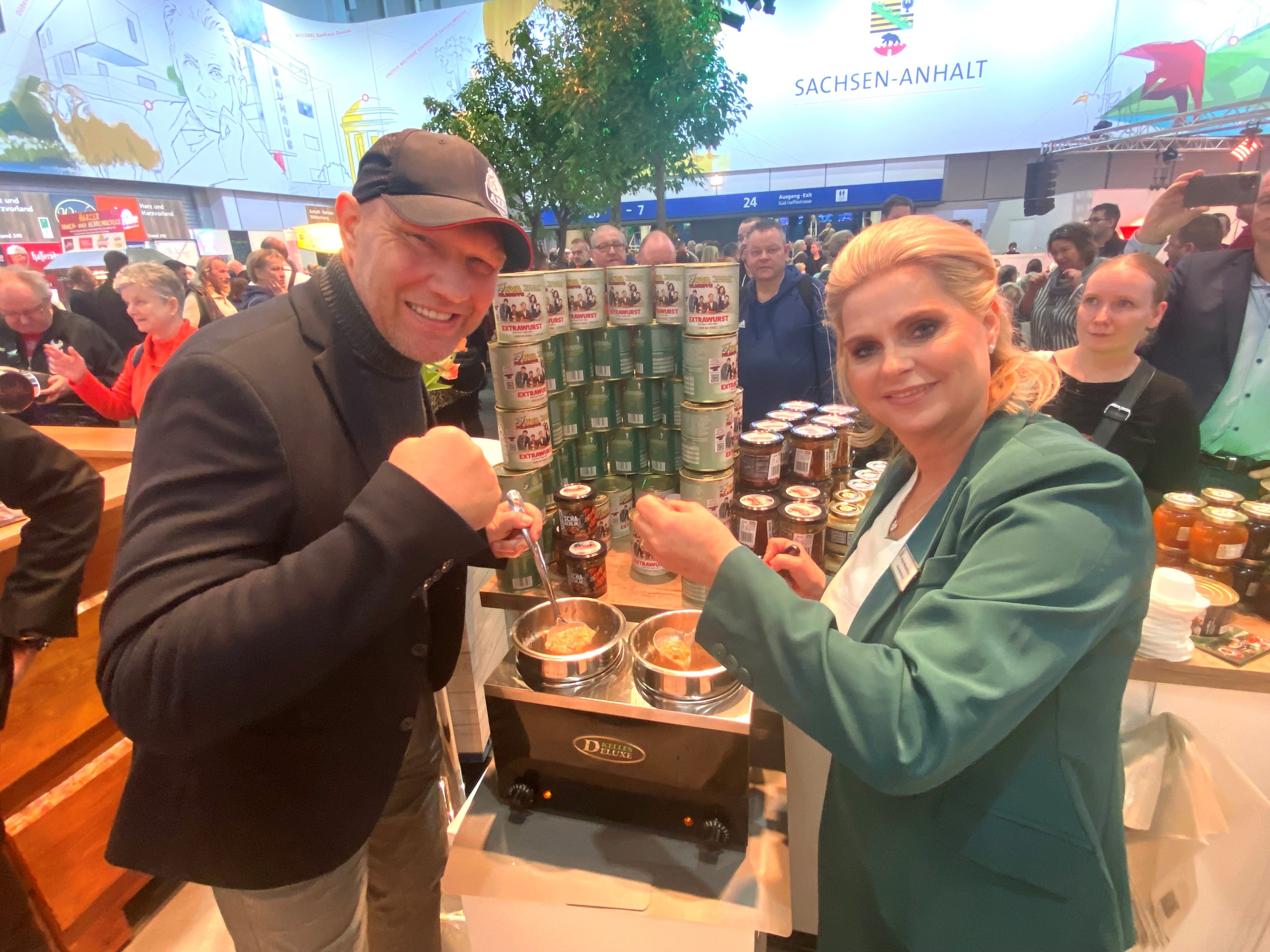 Die DDR-Suppenfrau erobert jetzt mit Axel Schulz das QVC-Fernsehen