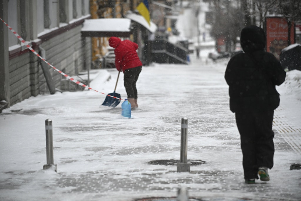 Winterschlacht in Kiew: Militärverwaltungschef sieht Klitschko verantwortlich für Schneechaos