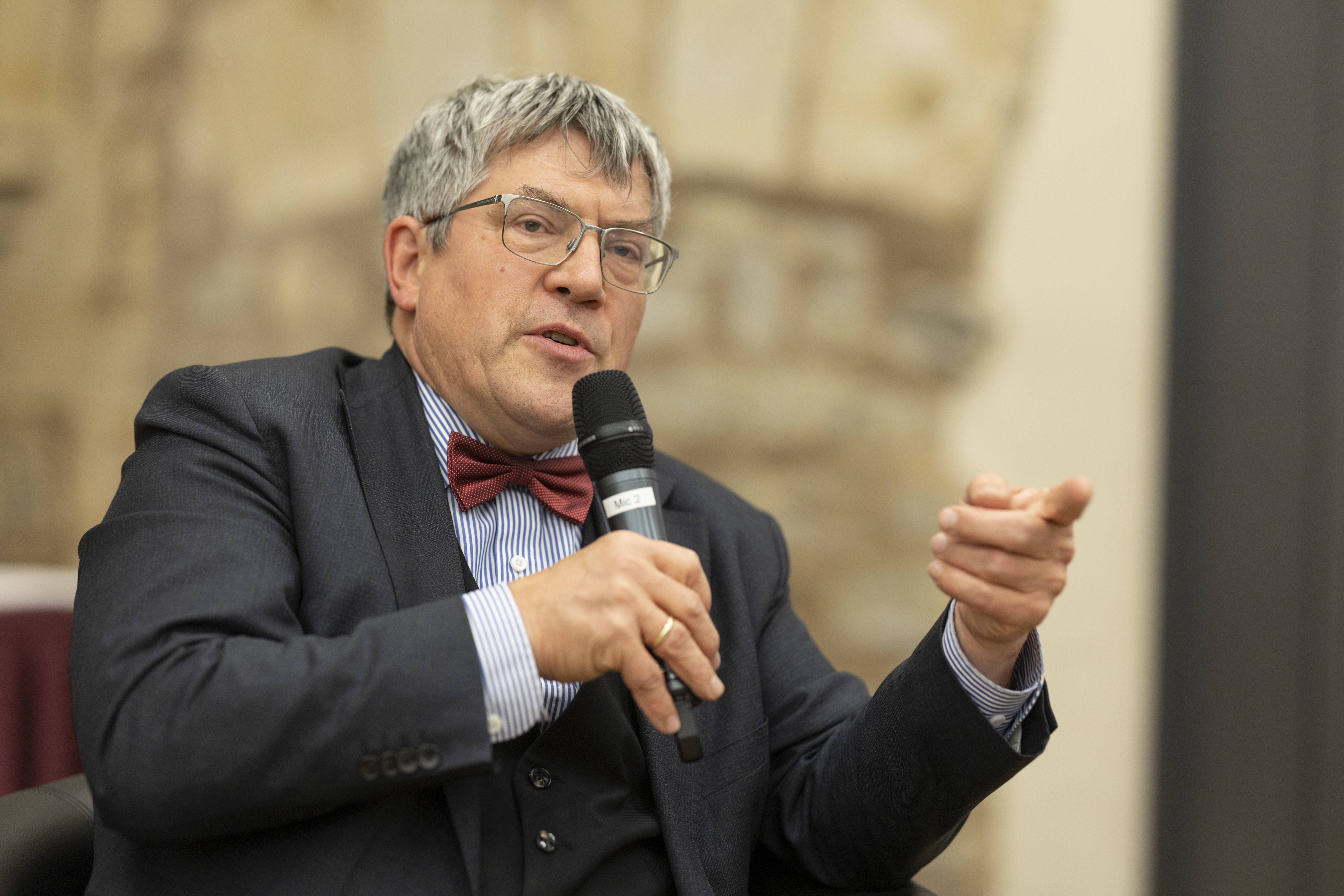 Das Anti-AfD-Mantra von Bischof Kramer: Gott wird das Böse ausrotten