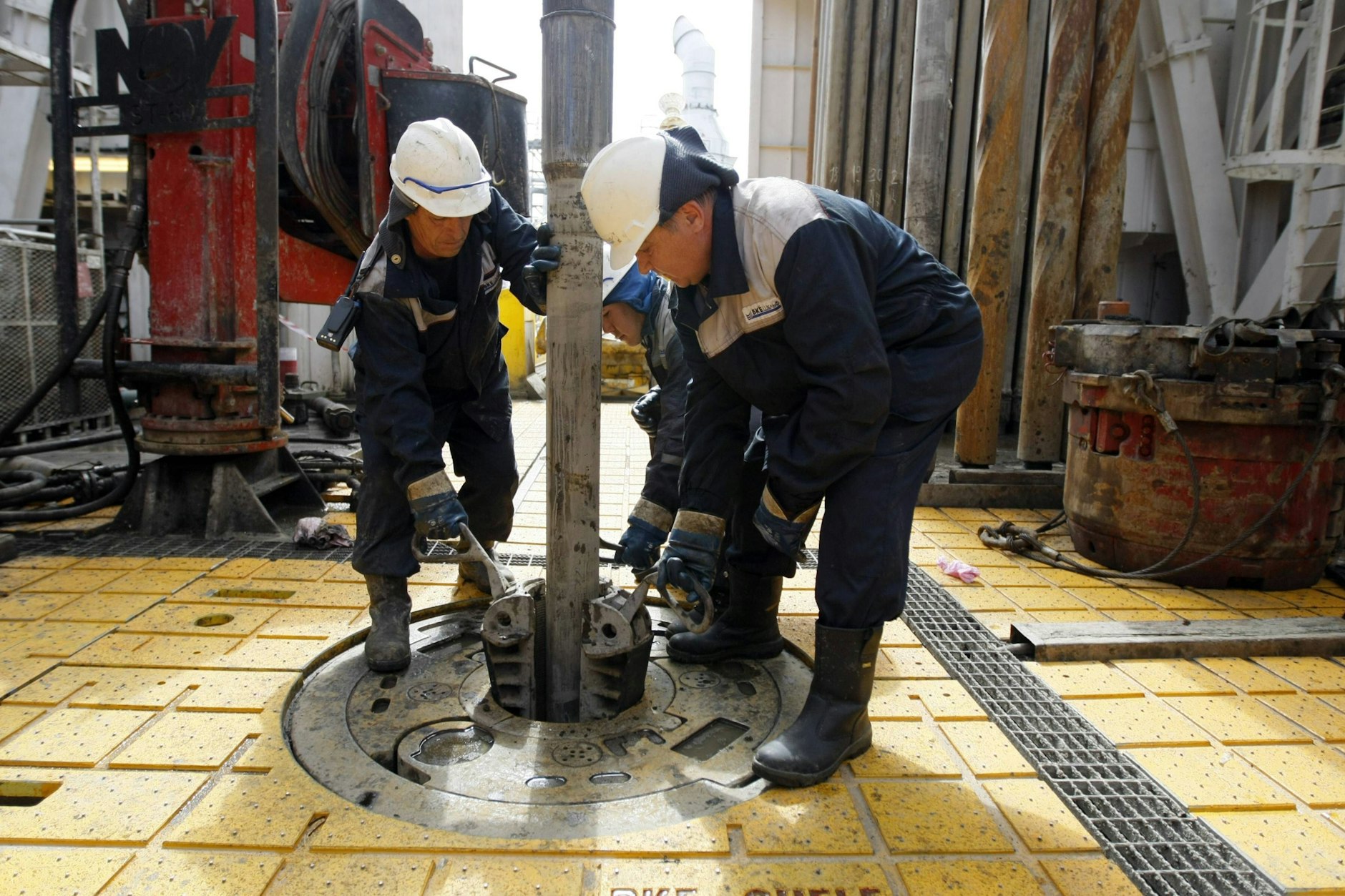 Sinkende Energiepreise und strukturelle Schwächen haben die einst massiven Einnahmen aus Russlands Öl- und Gasförderung spürbar schrumpfen lassen.