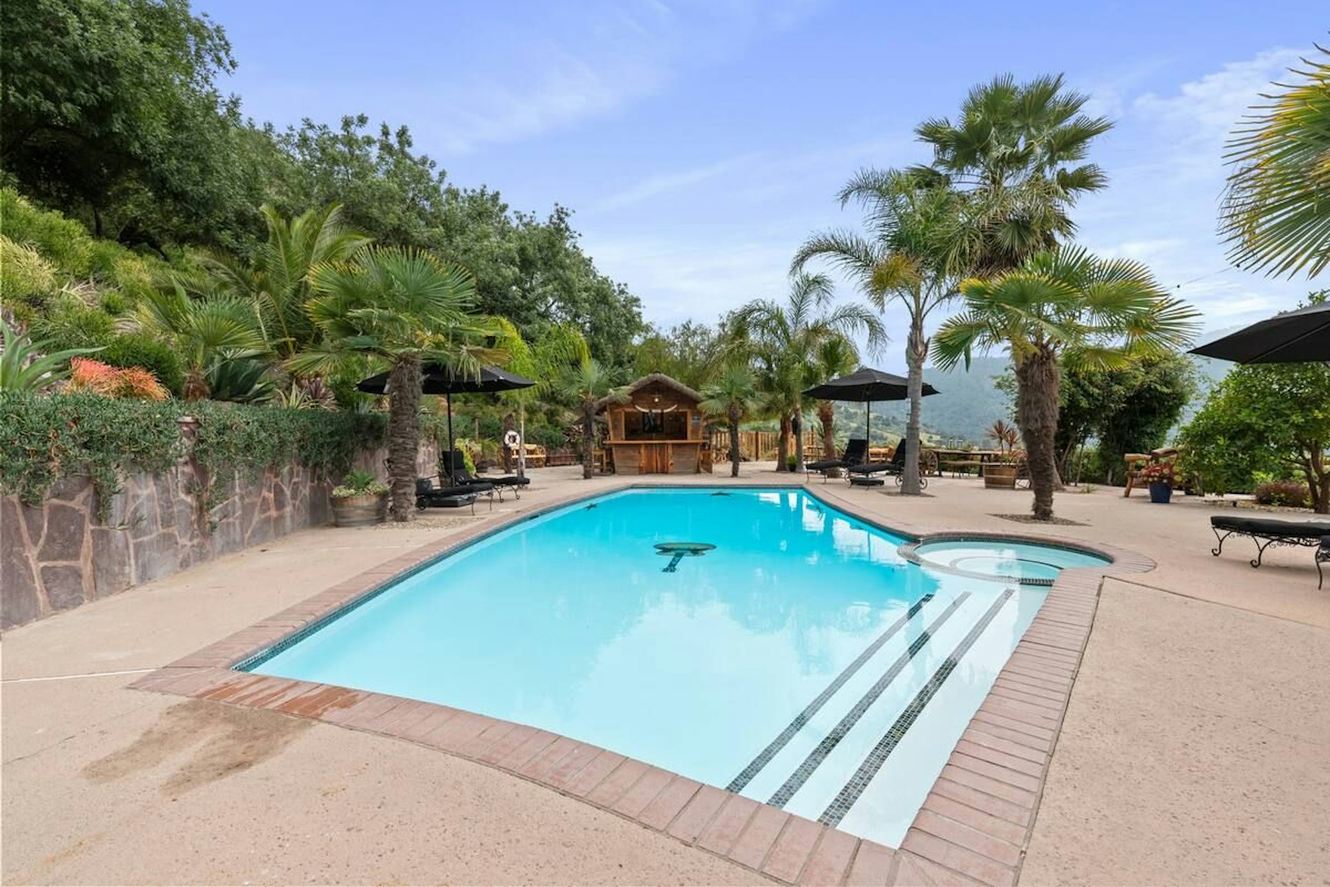 Der Pool von Johnny Cashs Villa in der Nähe von Los Angeles.